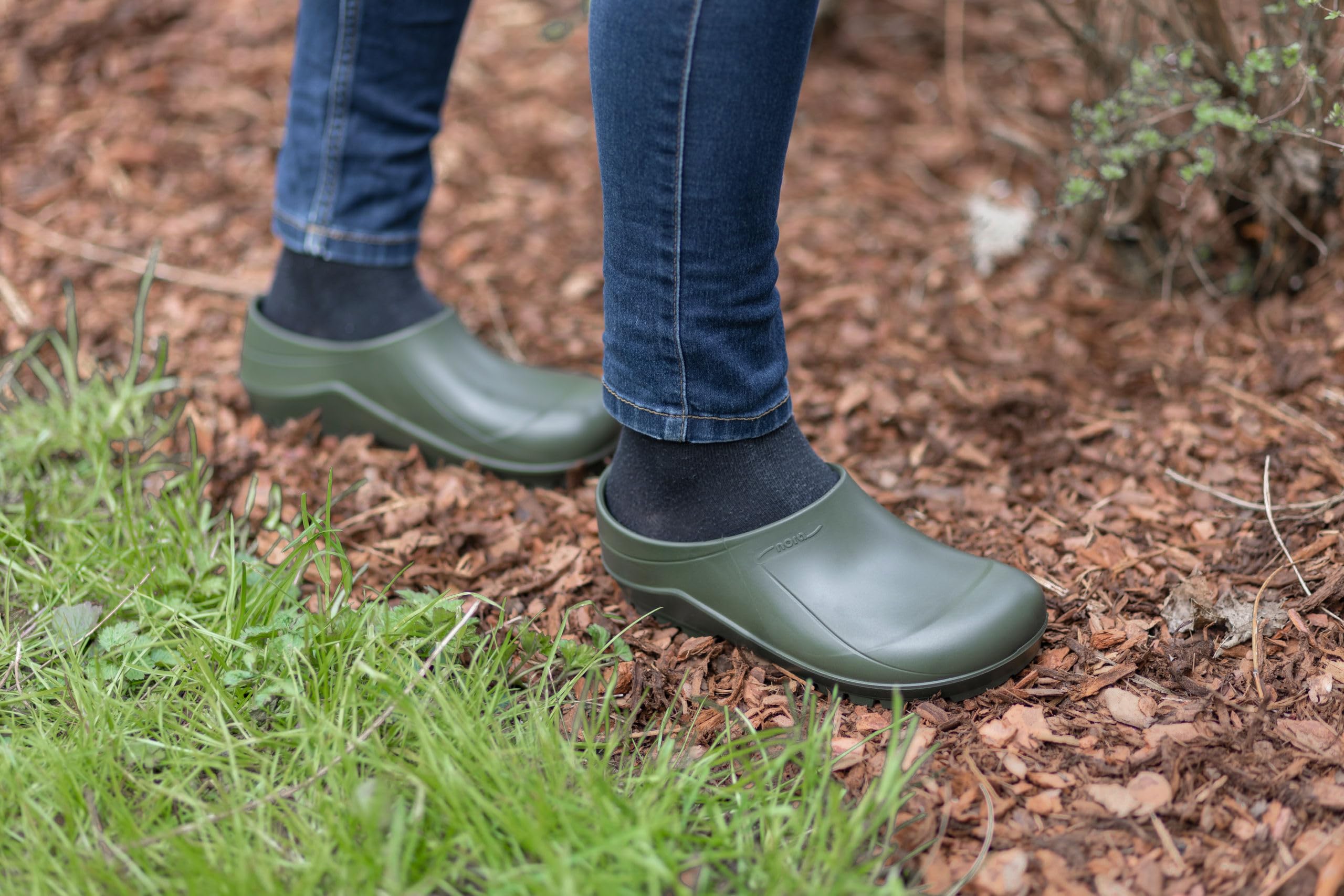 nora Zoccoli in PU n. 39 Olive/Olive