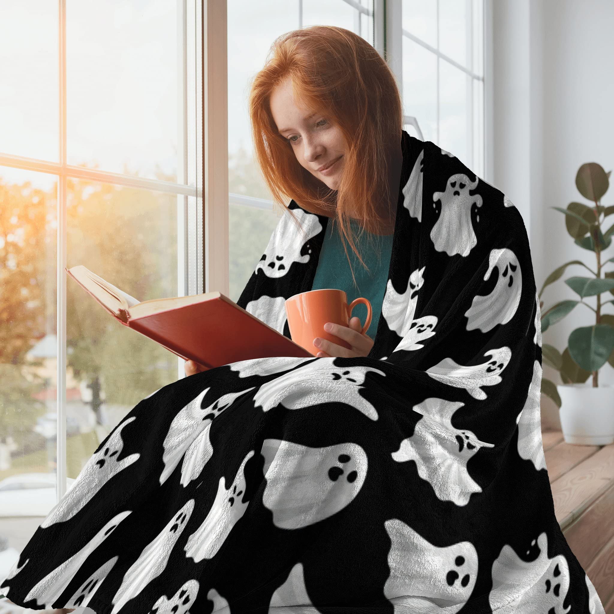 Abaysto Halloween Throw Blankets Cute Ghost Halloween Spooky Black White Fleece Flannel Blanket for Bedroom Living Rooms Couch Sofa Bed Halloween Decorations 100x130cm - Image 3
