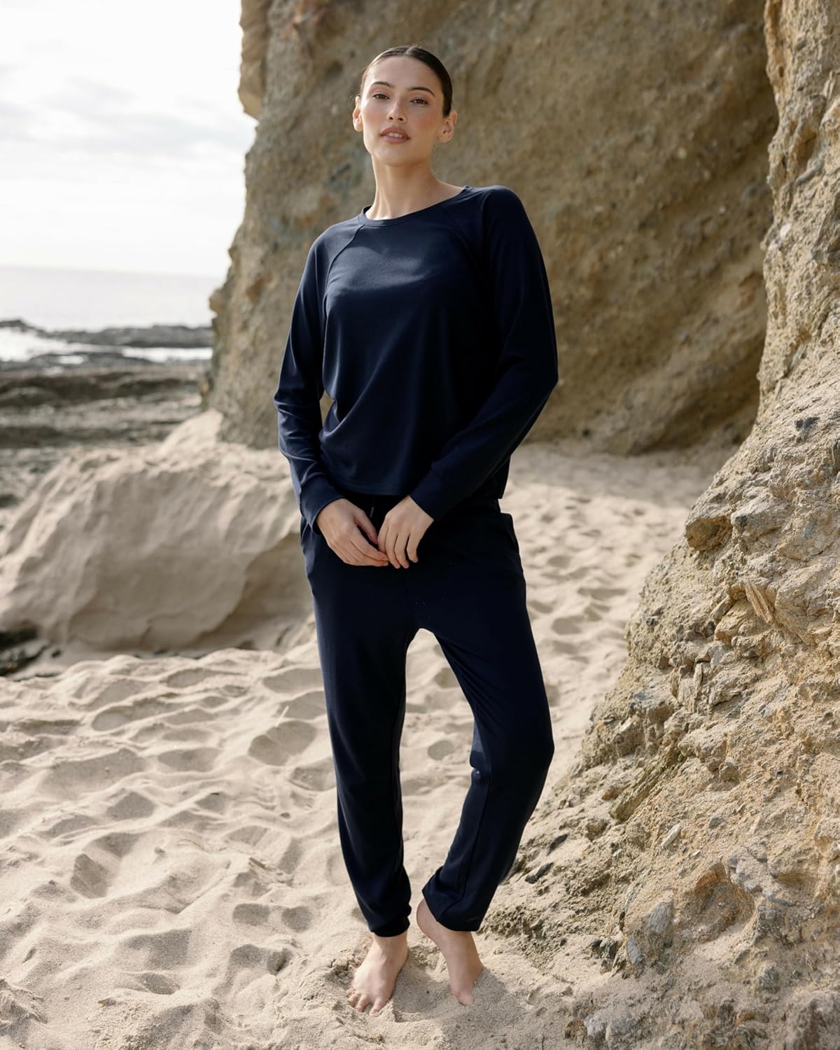 Cozy Earth Women's Pullover Crew - Made from Viscose from Bamboo, Ultra-Soft, Temperature Regulating - Image 3