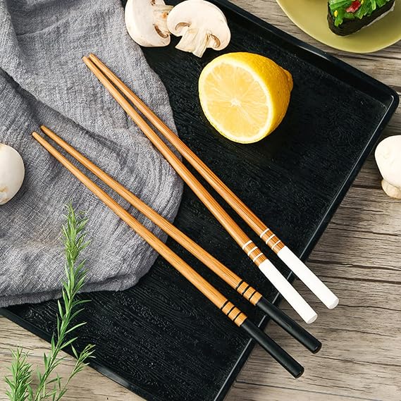 Bamboo Chopsticks, 2 Pairs Japanese Reusable Chopsticks with Ceramic Panda Rest, Chopstick Gift Set for Asian Dishes Sushi Rice Noodles, Elegant Gift for Food Lovers
