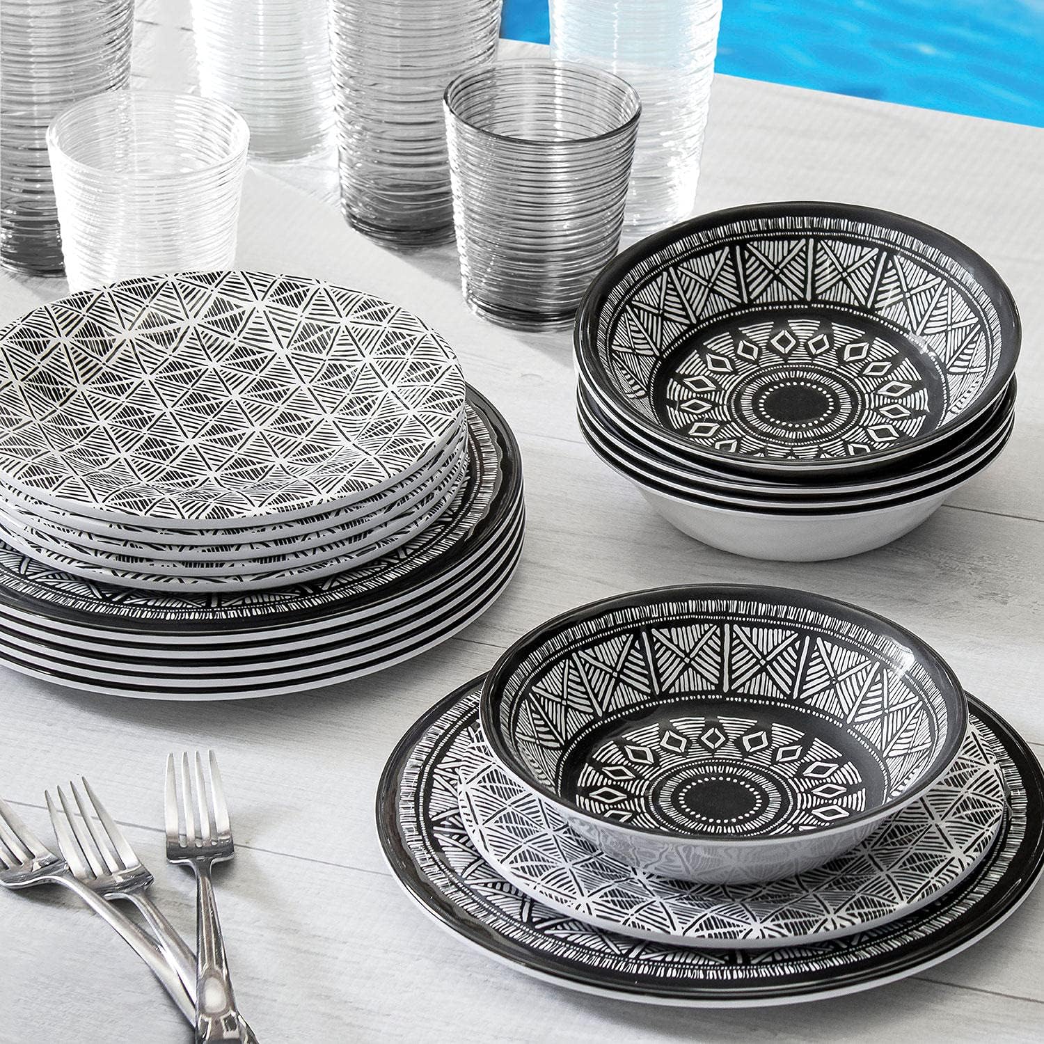18-Piece Melamine Dinnerware Set Printmaker Design