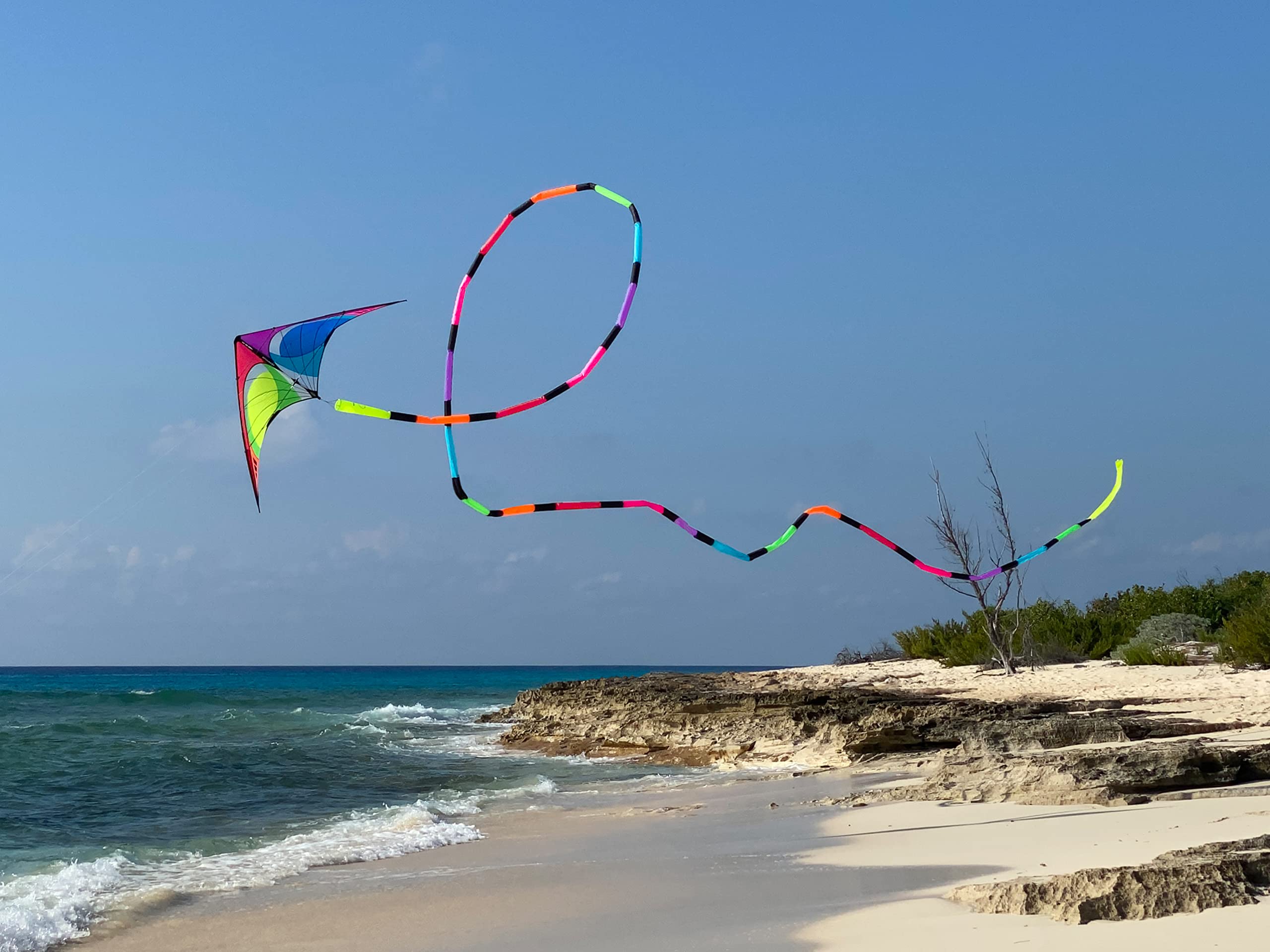 Prism Tube Tail 75 ft. Rainbow