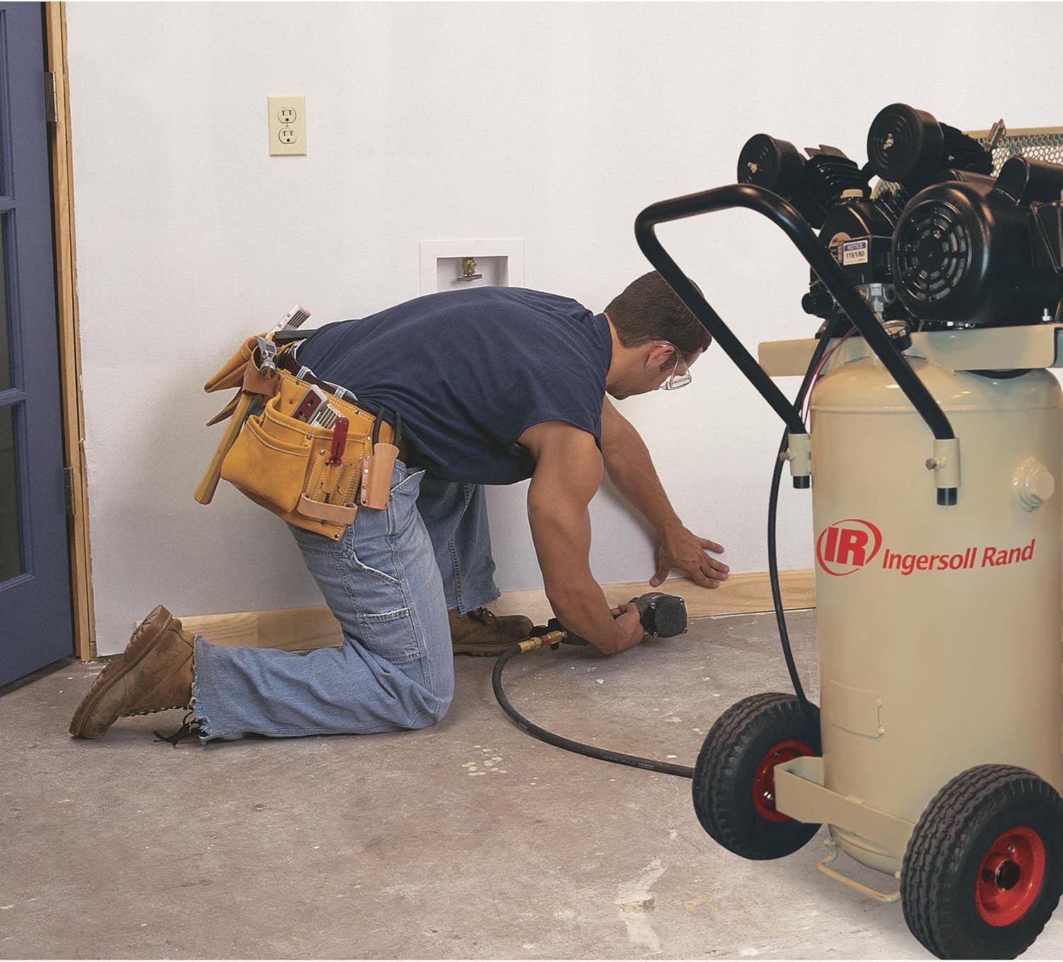 Ingersoll-Rand Garage Mate - 2 HP, 5.5 CFM, Model# P1.5IU-A9