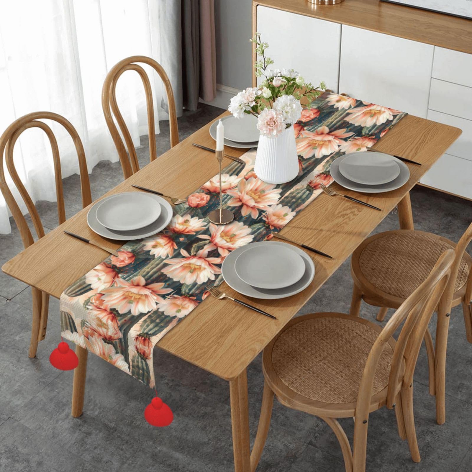Chemin de table cactus floral pour protéger et embellir une table de salle à manger