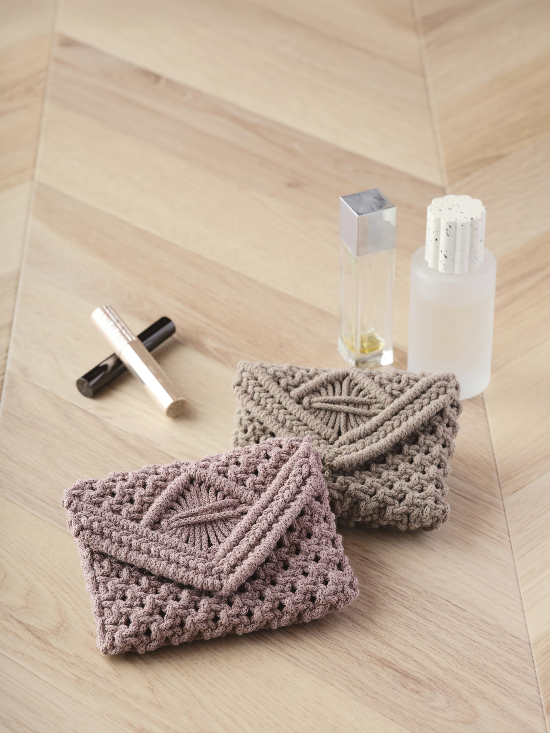 Sacs & accessoires en macramé: 20 projets tendance en pas-à-pas