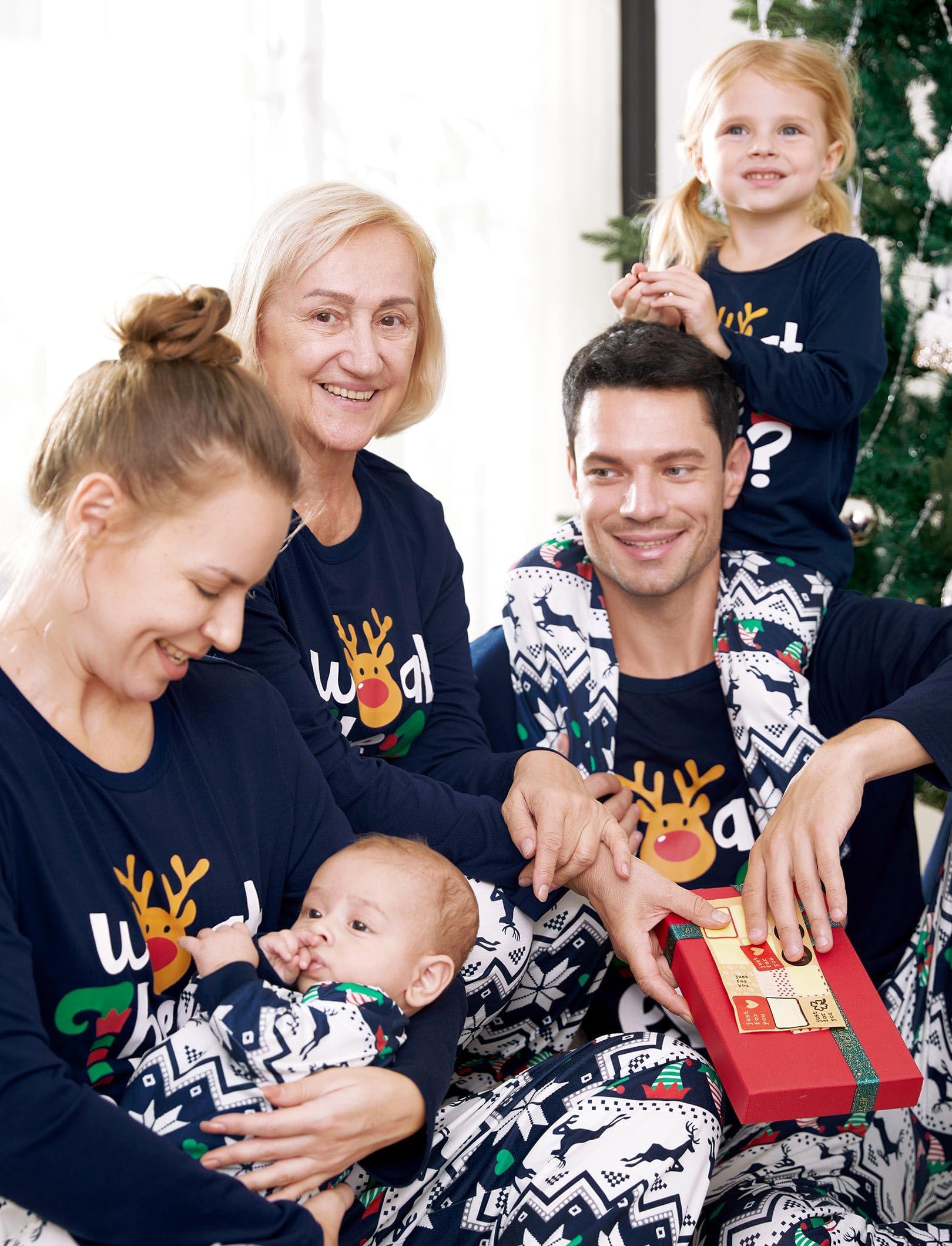PATPAT - Pigiama Natale Famiglia Coordinati - Pigiami Natalizi per Tutta la Famiglia - Pigiama Donna Invernale - Pigiama Natale Coordinati Coppia - Pigiami Coppia- Pigiama Uomo Invernale