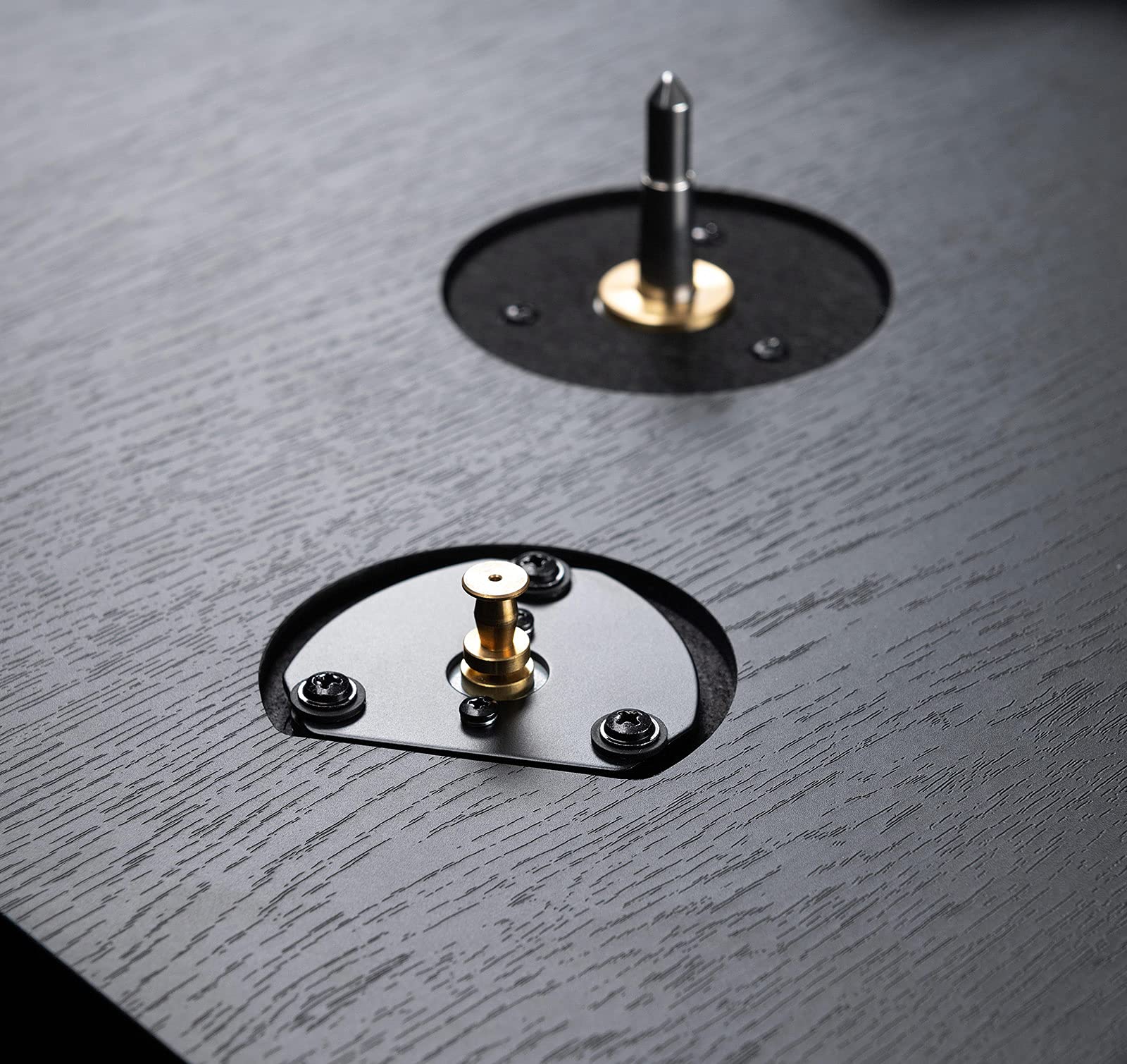 Dual CS 518 HiFi-Plattenspieler, Riemenantrieb, Manueller Vinyl-Plattenspieler mit integriertem Phono-Vorverstärker, DREI Geschwindigkeiten, Abstastsystem Ortofon 2M Red, Schwarz