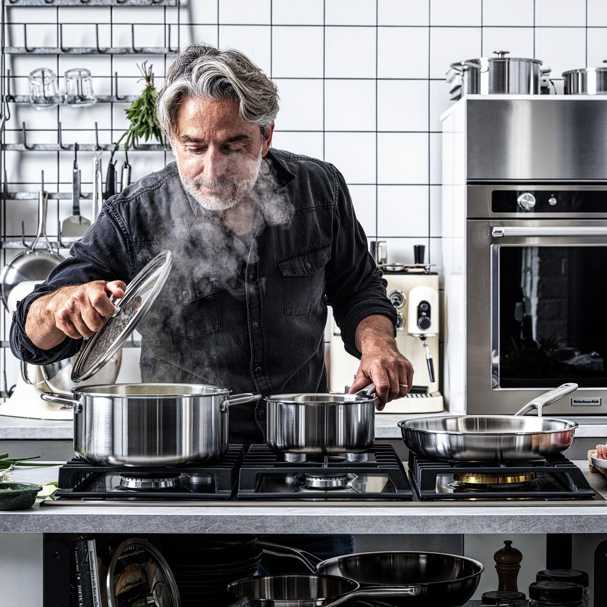 KitchenAid MultiPly 3PLY Cocotte en Acier Inoxydable Sans PFAS avec Couvercle en Verre, 20 cm/3,11 L,Triply, Multiclad, Induction, Va au four jusqu'à 220°C, Lave-Vaisselle, Argent