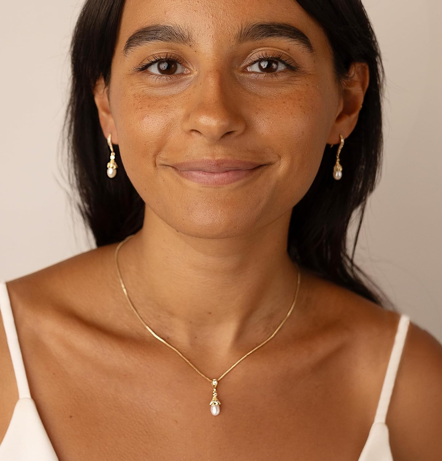 Mariell Gold Wedding Necklace & Earrings Jewelry Set with Freshwater Pearl for Bridesmaids & Brides - Image 2