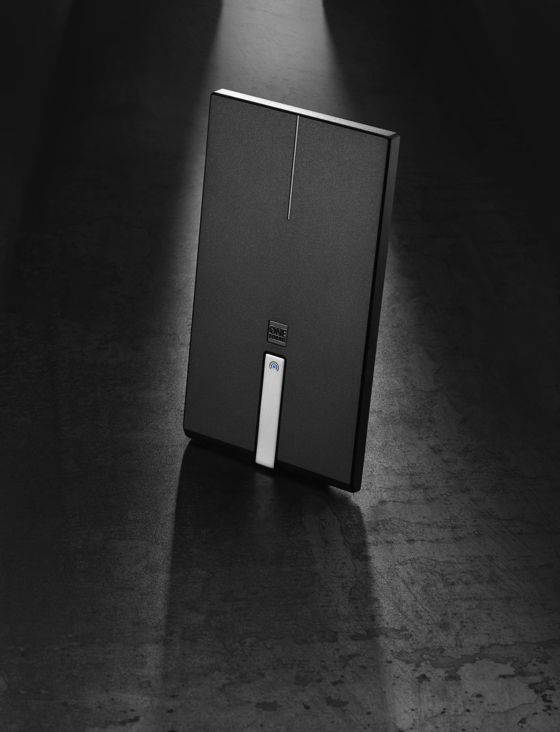 One For All – 3G/4G/5G - Bloque Les signaux – Antenne TV intérieure amplifiée – 4K Ultra HD TV – Control Automatique du Gain – Distance aux émetteurs 0 – 25 km – SV9425-5G