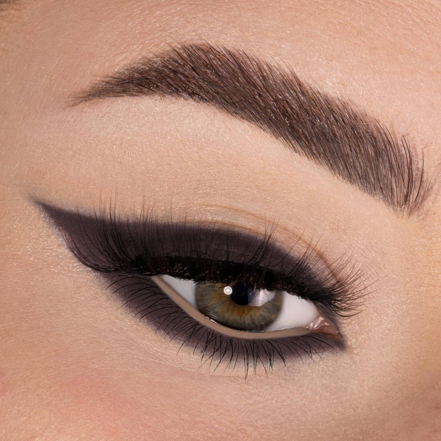 ARTIST EYES 104