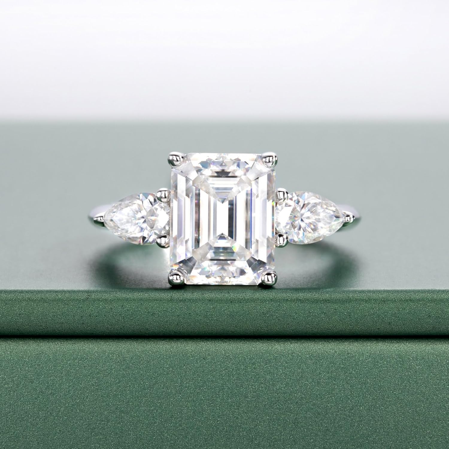 Round Cut Moissanite 3 Stone Engagement Rings D Color VVS1 Emerald Cut 925 Sterling Silver Anniversary Wedding Promise Ring for Women