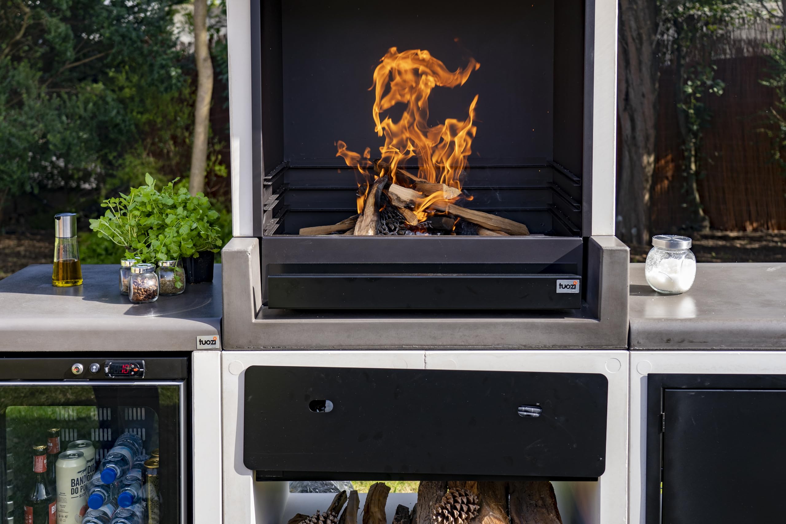 MOVELAR - Barbecue da costruzione a legna e carbone, modello KITAWAY OTTE (grigio/bianco, 84 x 63 x 206 cm)