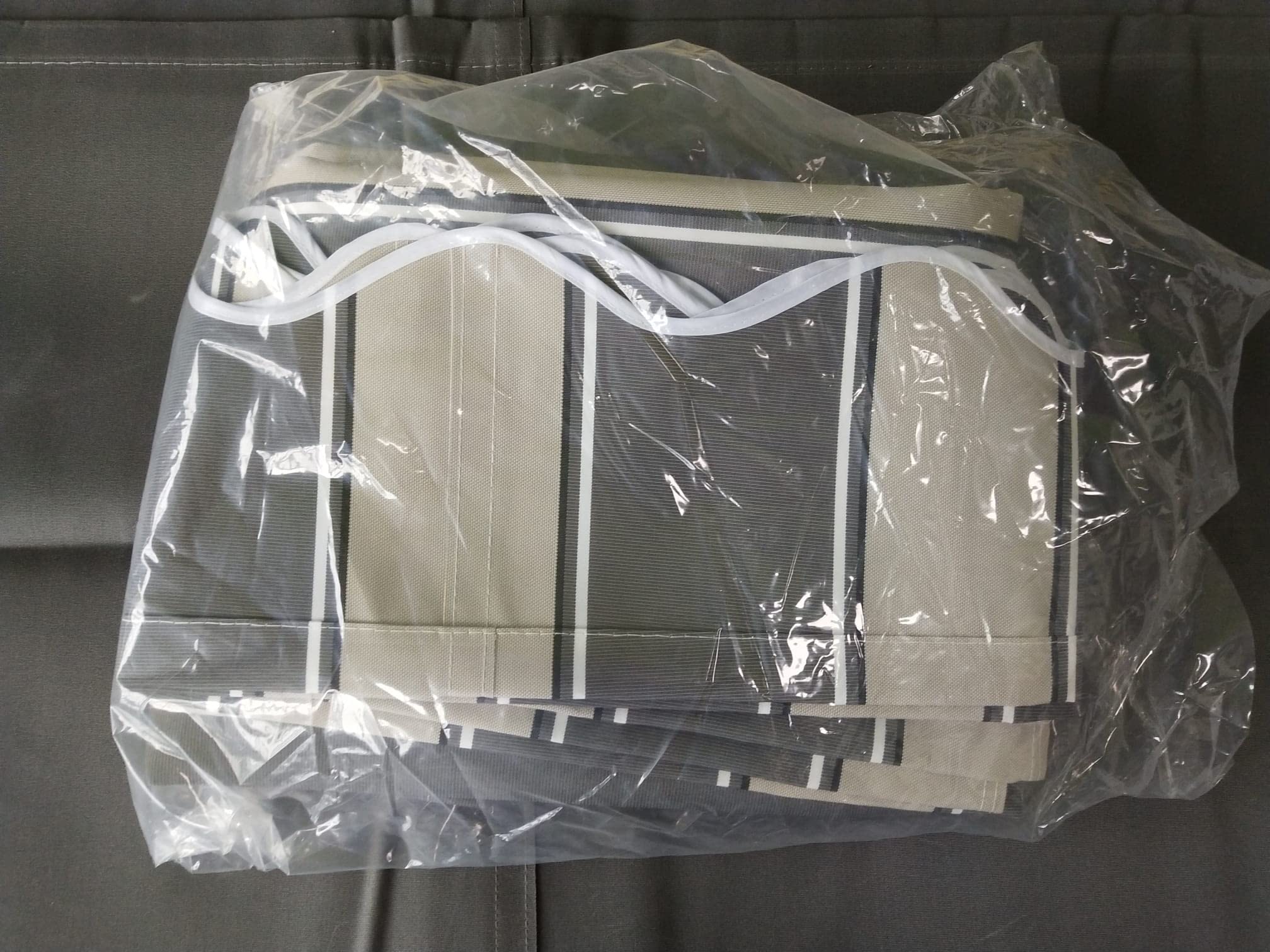 VANA Markisenstoff mit Volant für 4 x 3 m Markisen-Ersatzstoff Markisentuch Bespannung Markisenbespannung Sonnenschutz fertig genäht Maß Tuch 3,83 x 3 m Volant 3,83 x 0,21 m Design SPD060