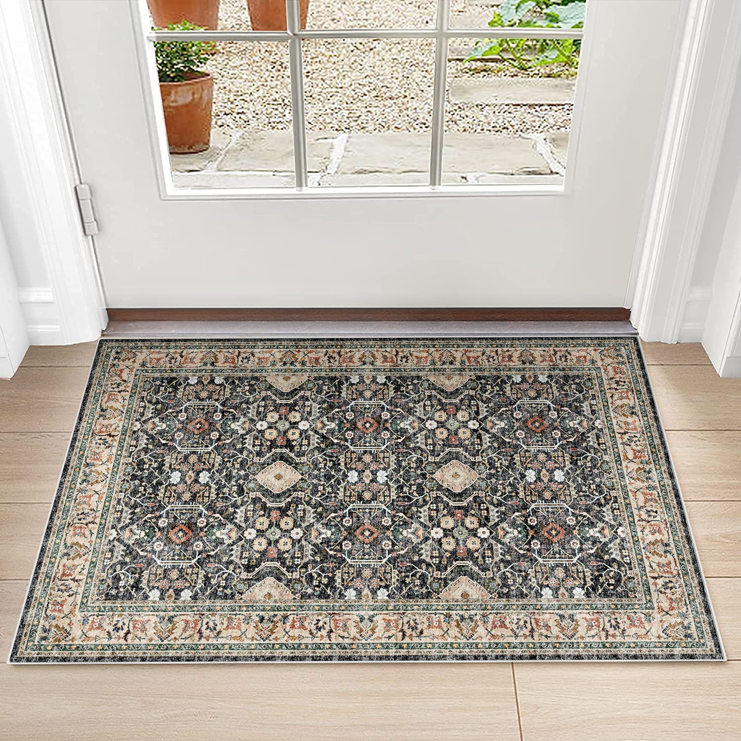 HY HAO YUN LAI Non Slip Runners for Hallways,Washable Hallway Runner Rug,Long Ultra Soft Kitchen Runner Rug,Non Shedding Accent Farmhouse Runner Rugs (Black, 2 X 3)