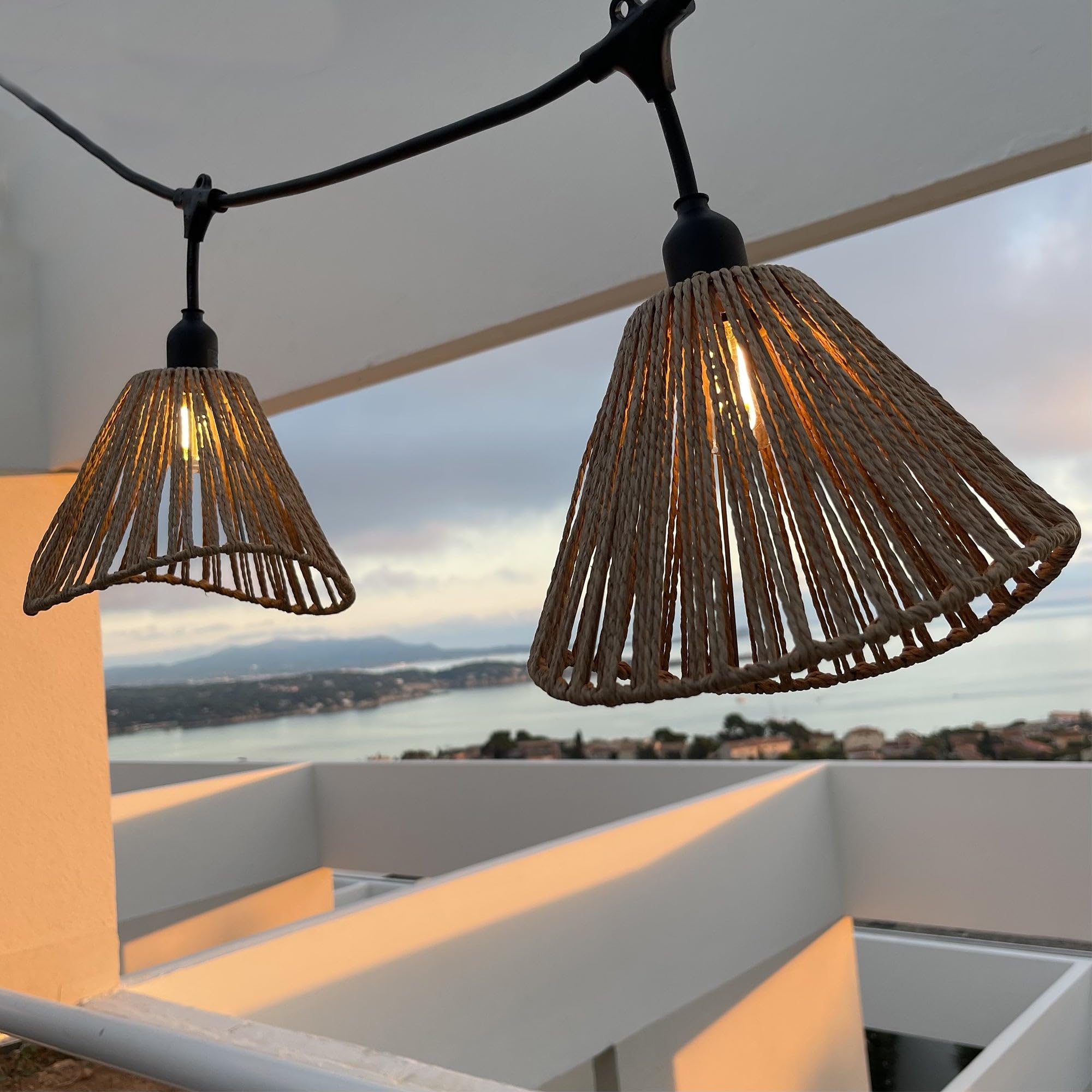 RAFFY LIGHT Verbindbare LED-Lichterkette mit Lampenschirmen aus Seil im Boho-Stil, 7 Leuchtmittel mit Glühfaden E27-Fassung, warmweiß, 6 m