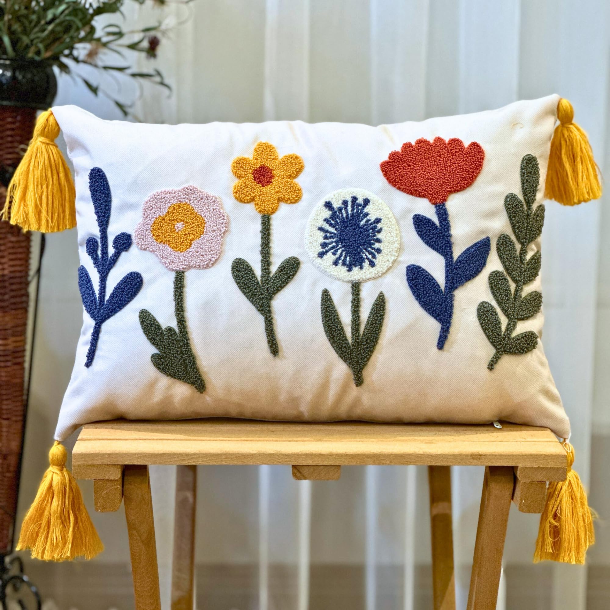 the pillows/15th　Anniversary　Special　916 Wilshire Diamond Pattern Lumbar Pillow | HiEnd Accents