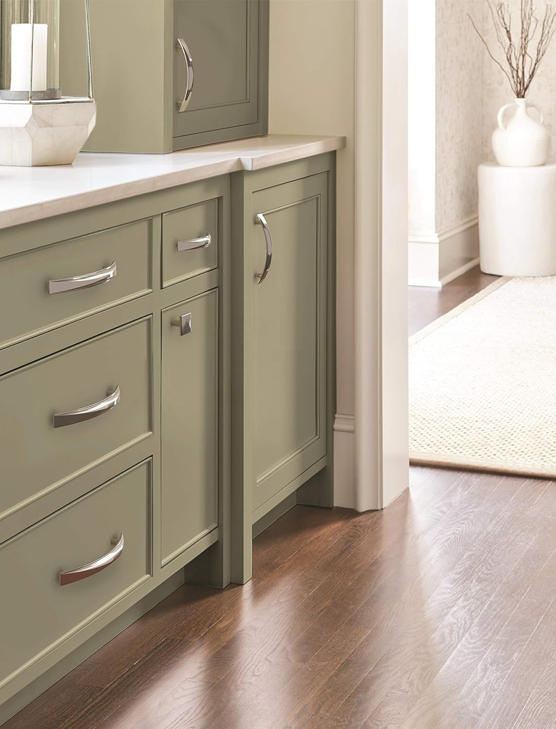 Polished Chrome Modern Cabinet Drawer Pull with Mounting Hardware