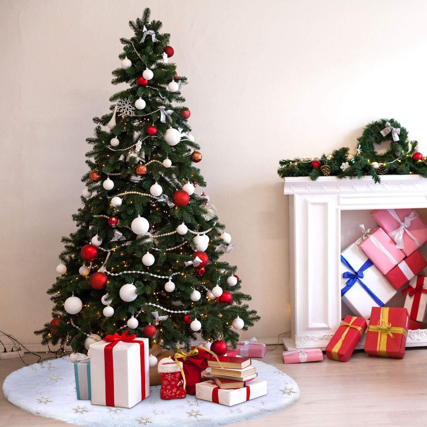Christmas Tree Skirt - 36 Inches for Small Trees, White Soft Faux Fur Tree Skirt for Christmas Decorations Indoor Outdoor - Golden Snowflake