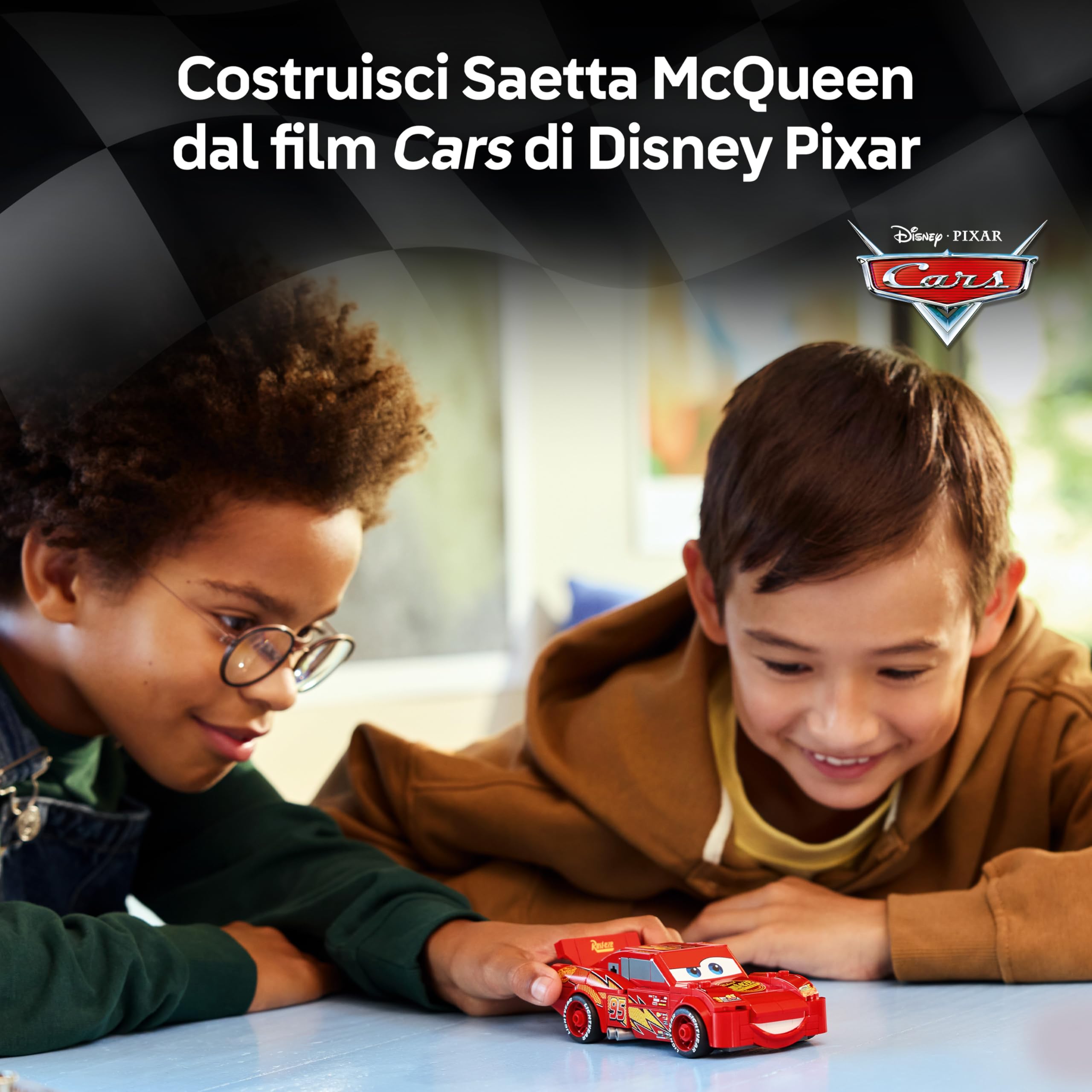 LEGO Speed Champions Saetta McQueen - Macchina da Corsa Giocattolo - Kit di Modellismo da Collezione - Idea Regalo Disney per Bambini e Bambine da 9 Anni in su Fan del Film Pixar Cars - 77255