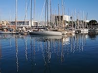 Review Image by Edmundo Edmundo