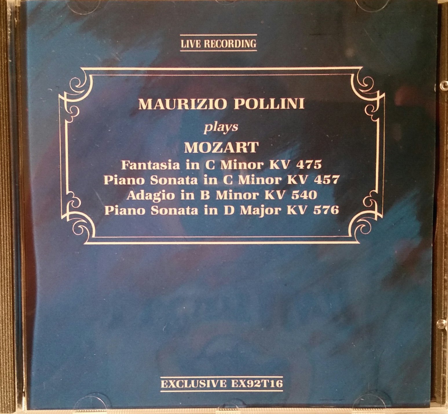Plays Mozart
