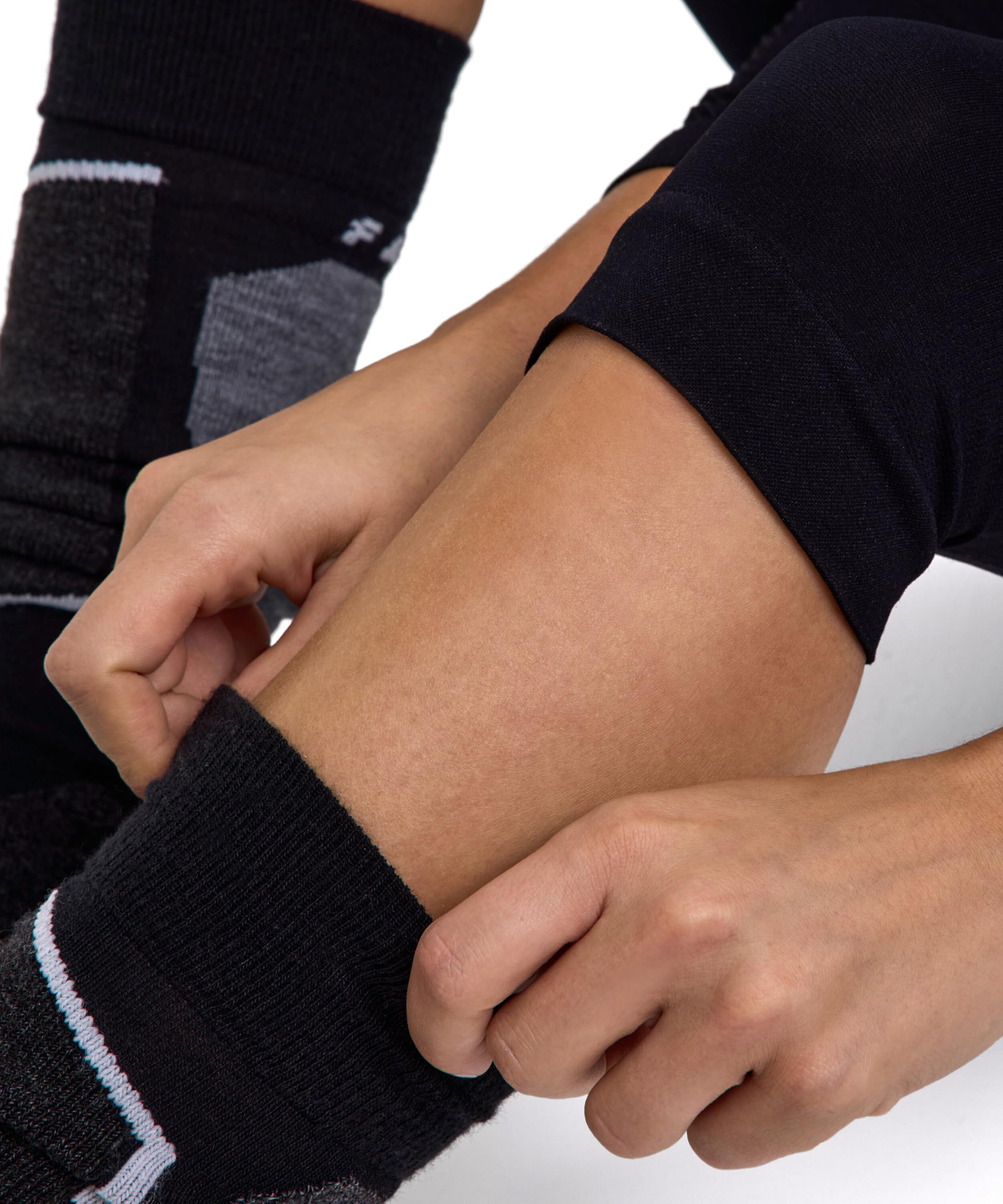 Falke Damen Warm 3/4 Funktionsunterhose schnelltrocknendes atmungsaktives nachhaltiges Funktionsmaterial für milde bis kalte Temperaturen warme Funktionsunterwäsche 1 Stück | thermoregulierend für warme bis kalte Temperaturen