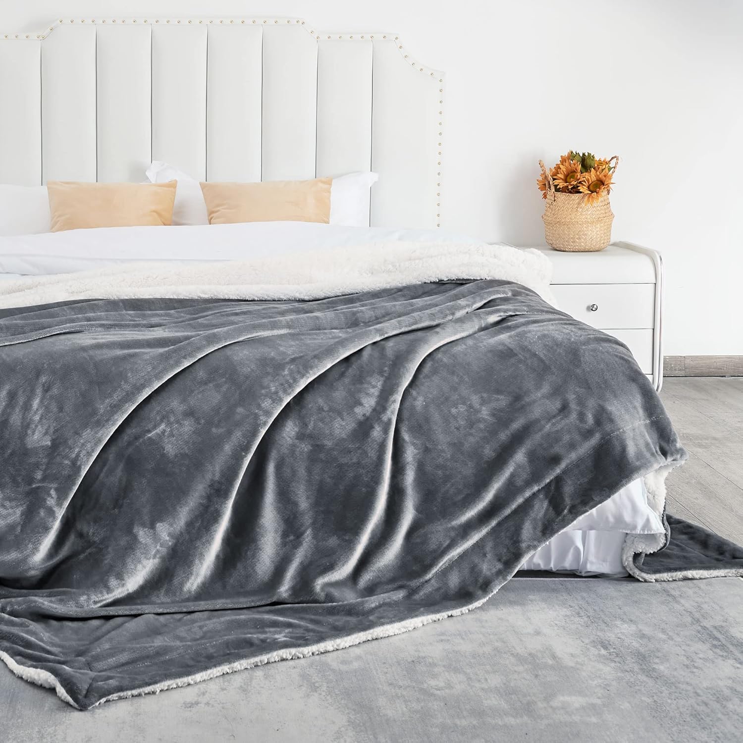 NICETOWN Oversized Throw Blankets for Bed, Sherpa Fleece