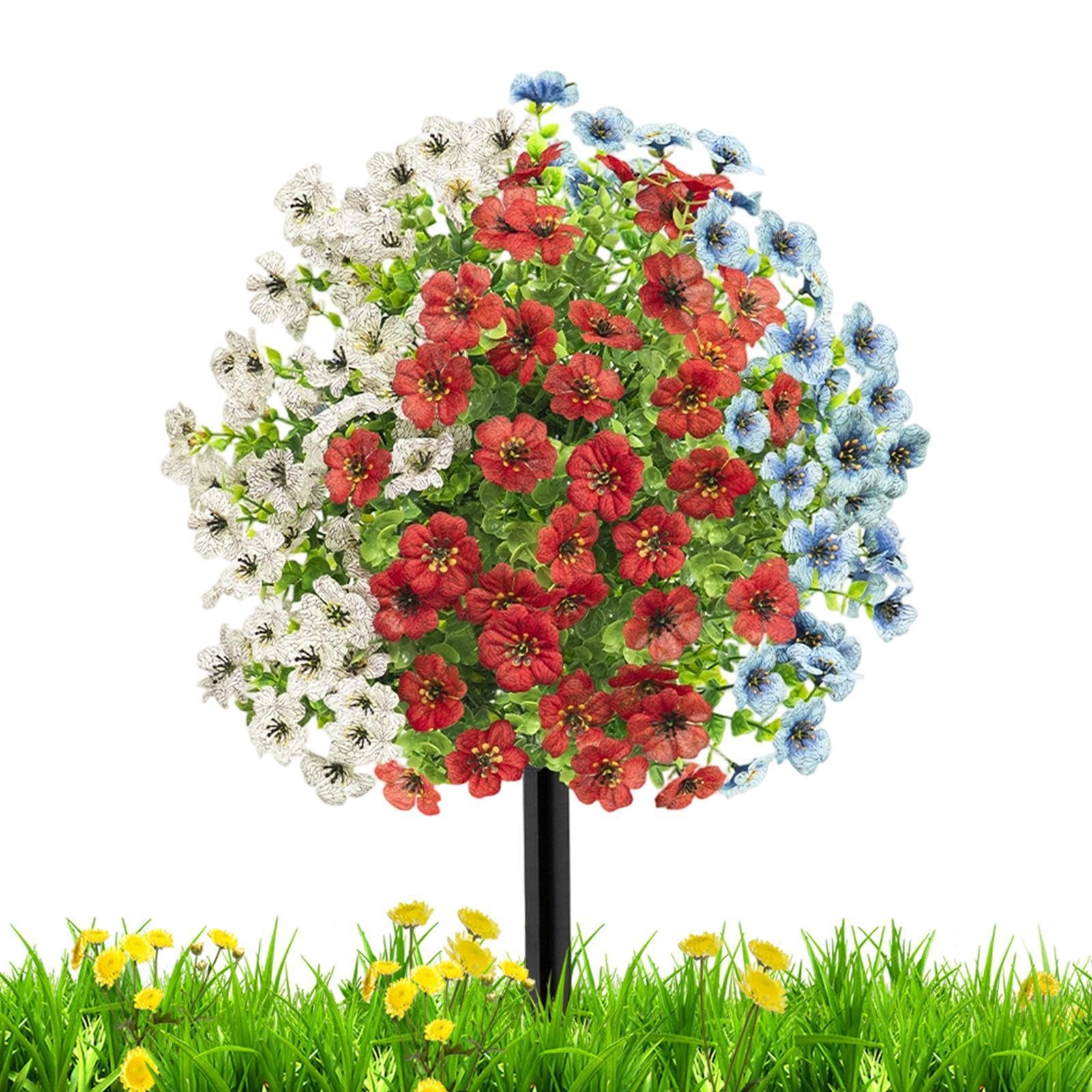 Plantas artificiales resistentes UV para solucionar zonas sin luz en jardines