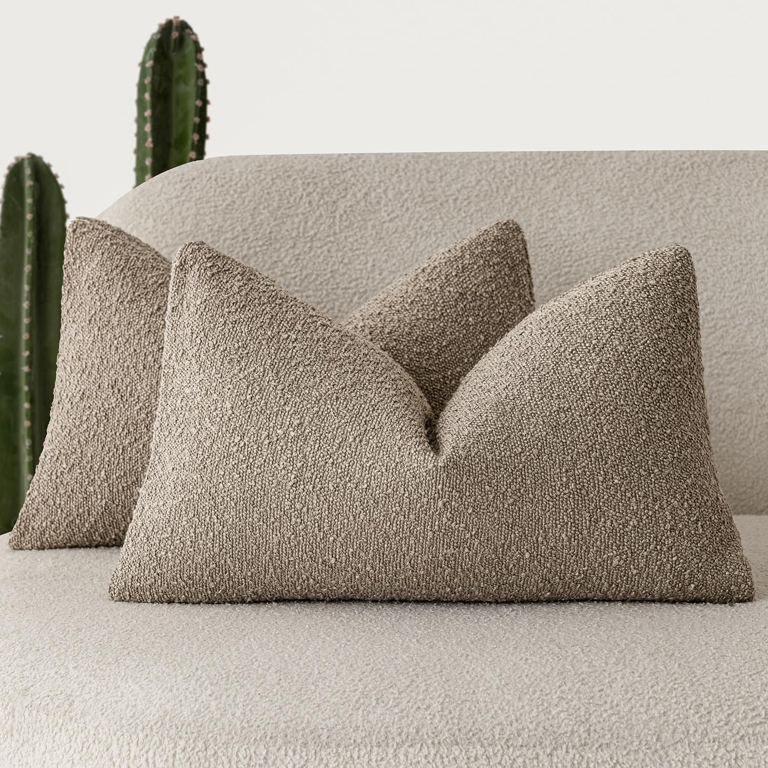 Foindtower Pack of 2 Textured Boucle Throw Pillow Covers Accent Solid Decorative Lumbar Pillow Cases Soft Couch Cushion Case for Chair Sofa Bedroom
