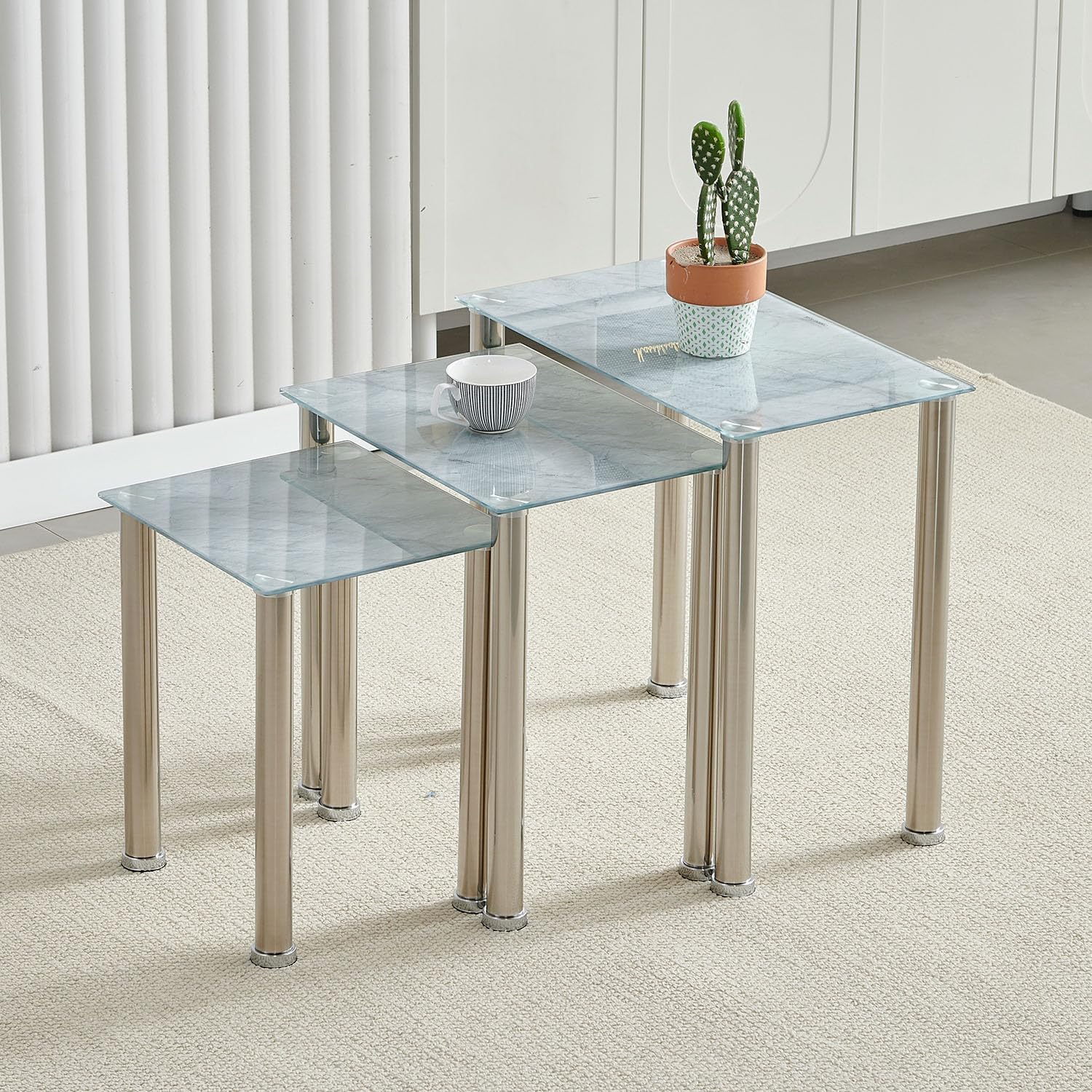 Nesting Coffee Table Set of 3 Modern Stacking Side Tables Sofa Side Tables with Clear Tempered Glass and Chrome Legs for Small Space, Light Grey