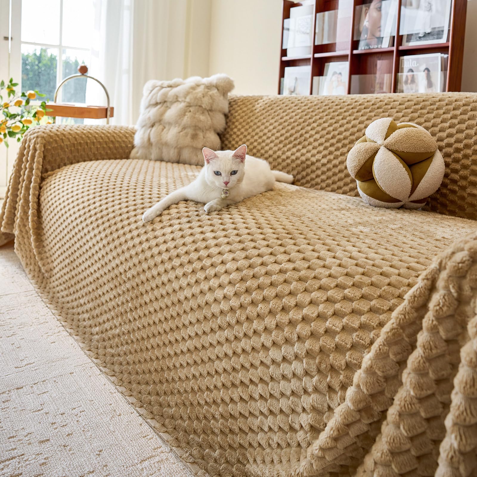 TAOTAOGO Faux Fur Sofa Throw Blanket, Non-Slip Large Couch Blanket, Extra Big Chenille Sofa Cover, Machine Washable Throws for 4 Seater Sofa (Camel 230x420cm)