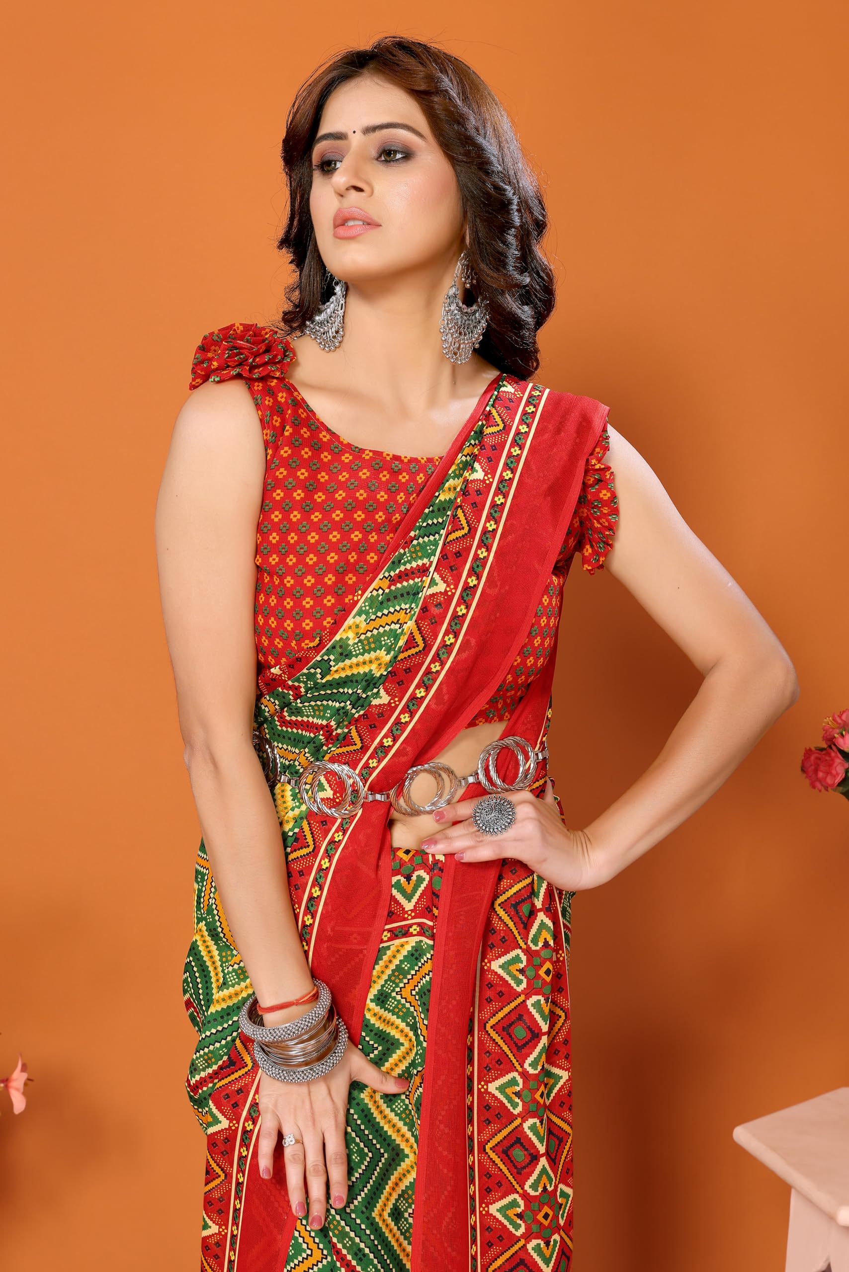 Yashika Mujer Moda Georgette Color Marrón Sari con Material Blusa - Imagen 10 de 13