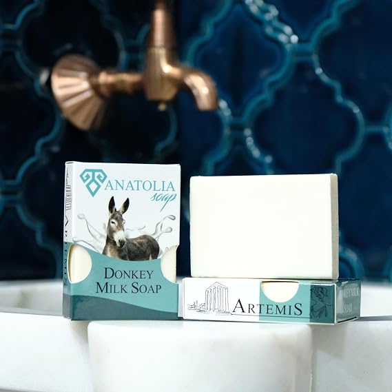 Anatolia Soap 1978 Eşek Sütü Sabunu, Kırışıklıkları Gideriyor Cildi Gençleştiriyor Kolajen etkisi yapar Nemlendirir, erkekler ve kadınlar için Yüz ve Vücutta kullanılabilir 5 Adet.