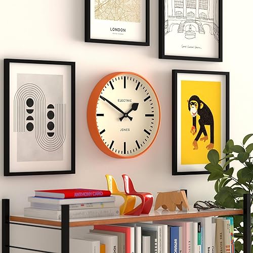 Miniatura 5 de JONES CLOCKS Reloj de pared Tiger  Reloj de estación redondo moderno  12 pulgadas  Naranja  Aspecto de diseñador genial para cocina, sala de estar u