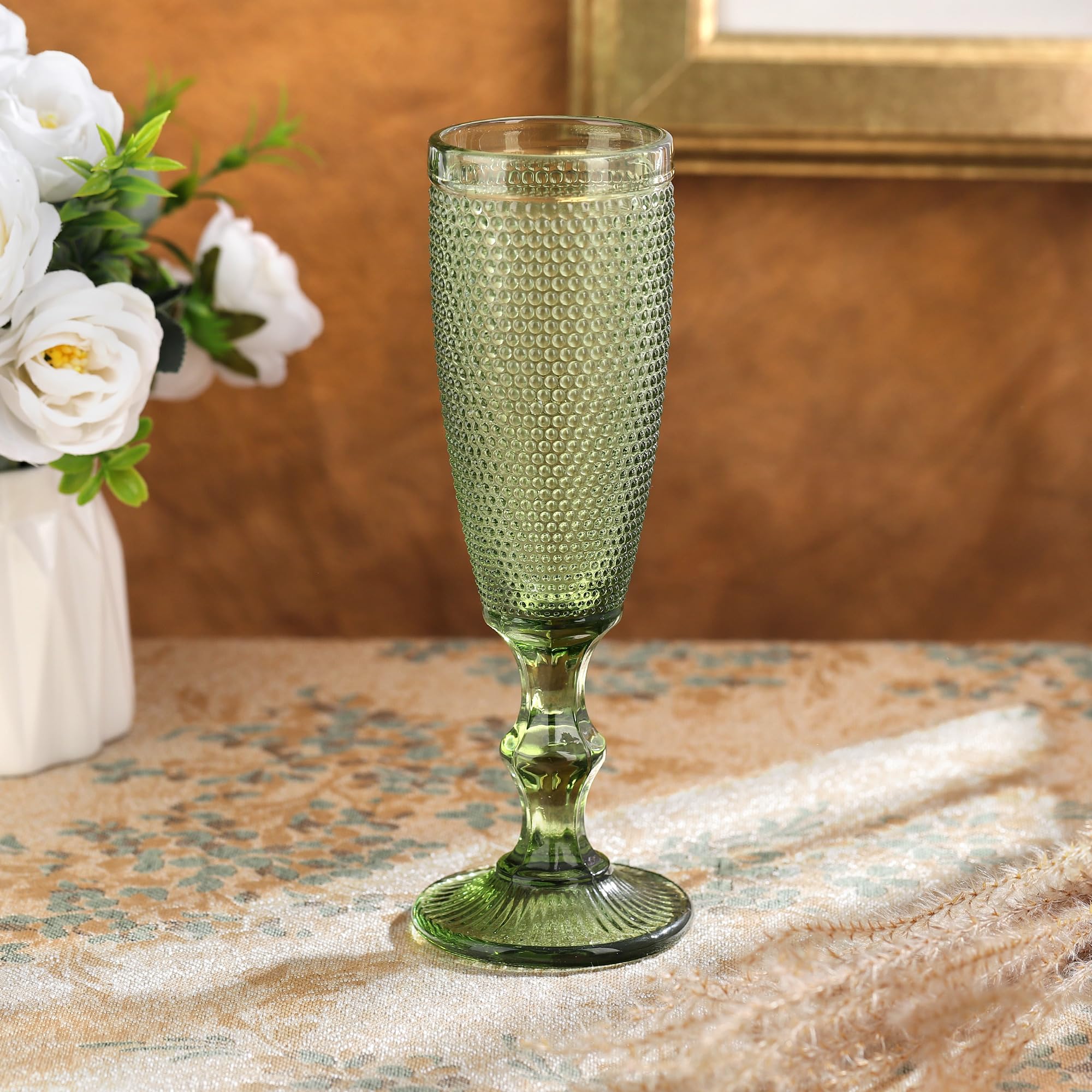 Joeyan Flûte à Champagne Vintage 150 ML Avec Petit Relief de Perles, Ensemble de 4 Verres à Champagne Verts, Flûtes à Champagne pour Mariages, Anniversaires, Fêtes, Passe au Lave-Vaisselle