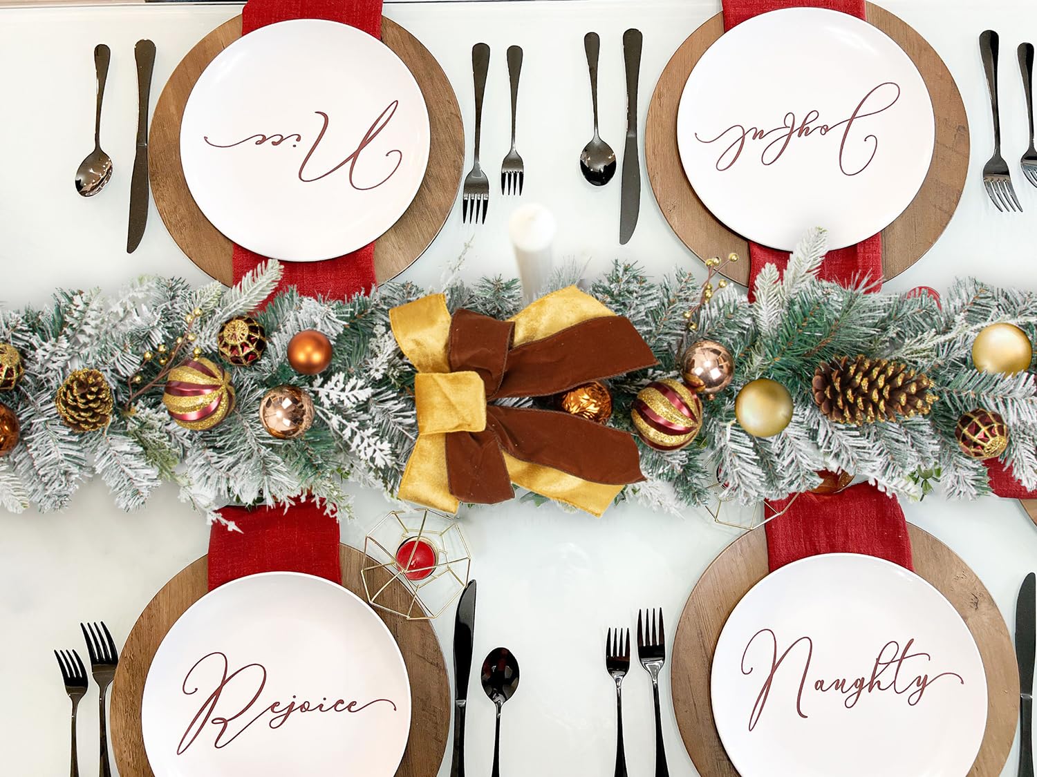 Briful Guirlande de Noël de 1,8 m avec ruban de velours, guirlande d'hiver artificielle avec pommes de pin naturelles, grappes de baies, boules de Noël en bronze pour décorations de Noël de