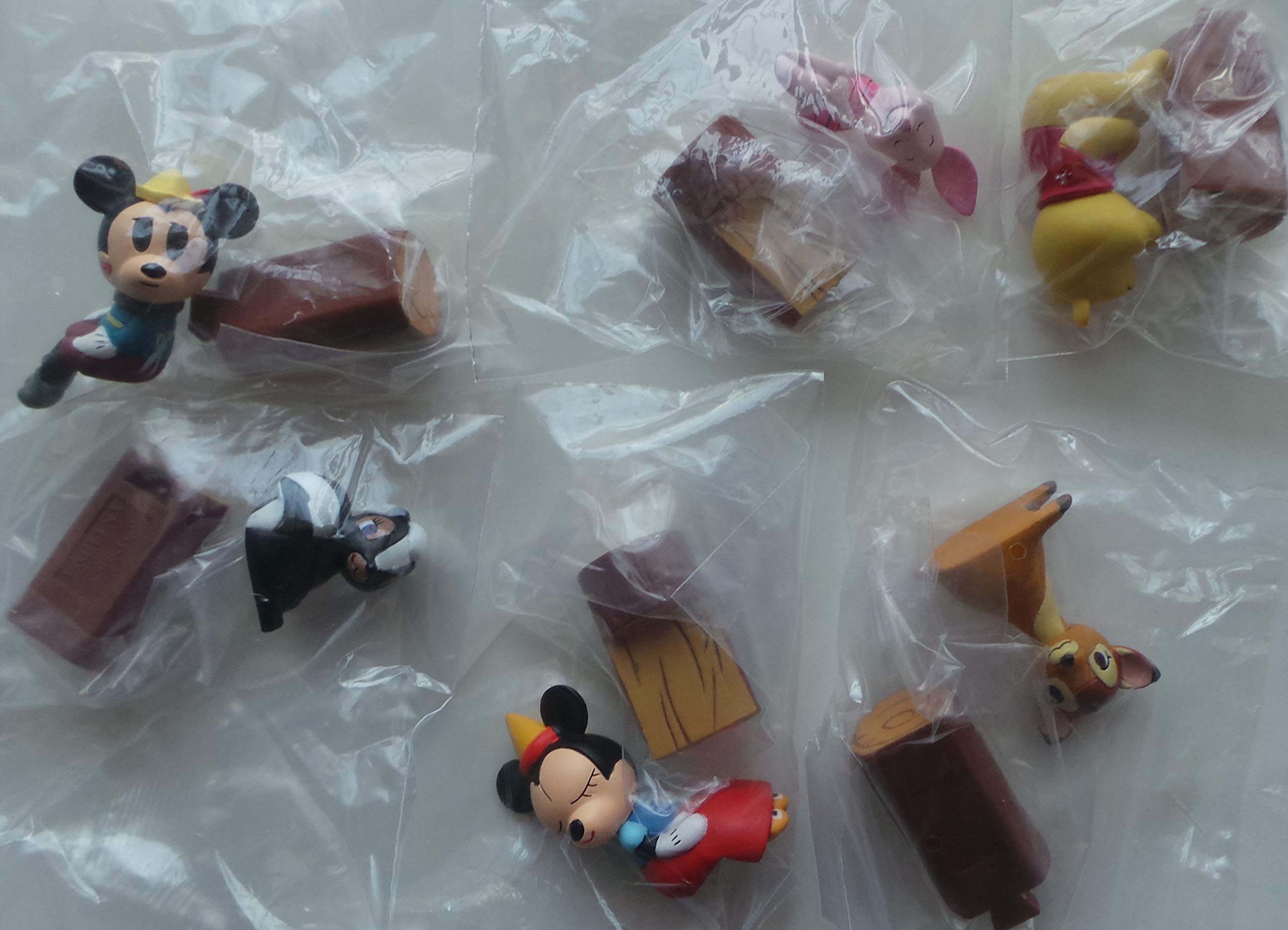 Disney Relaxing Mickey and Friends Figures Set -- Vending Machine Toys - Pooh Piglet Bambi Flower Mi