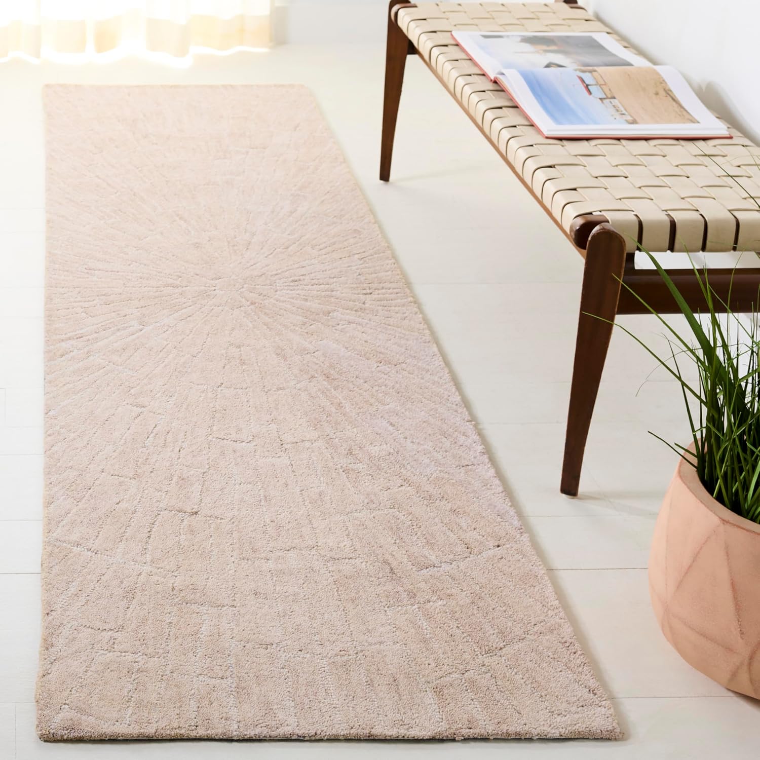 SAFAVIEH 8x10 Area Rug - Marquee Collection - Large - Green, Handmade Wool, Ideal for Living Room, Bedroom, Dining Space (MRQ507Y)