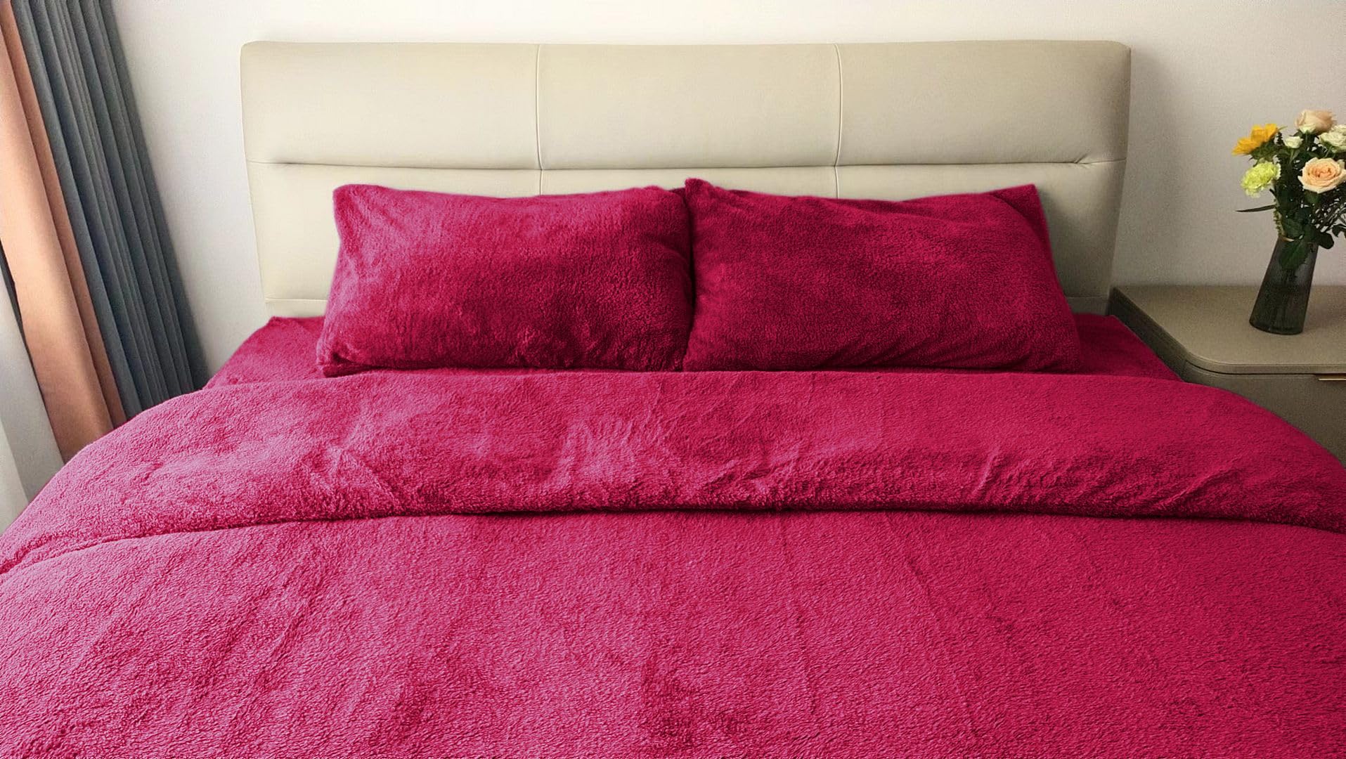 John Aird Pair Of Teddy Fleece Pillowcases 50cm x 75cm (Red)