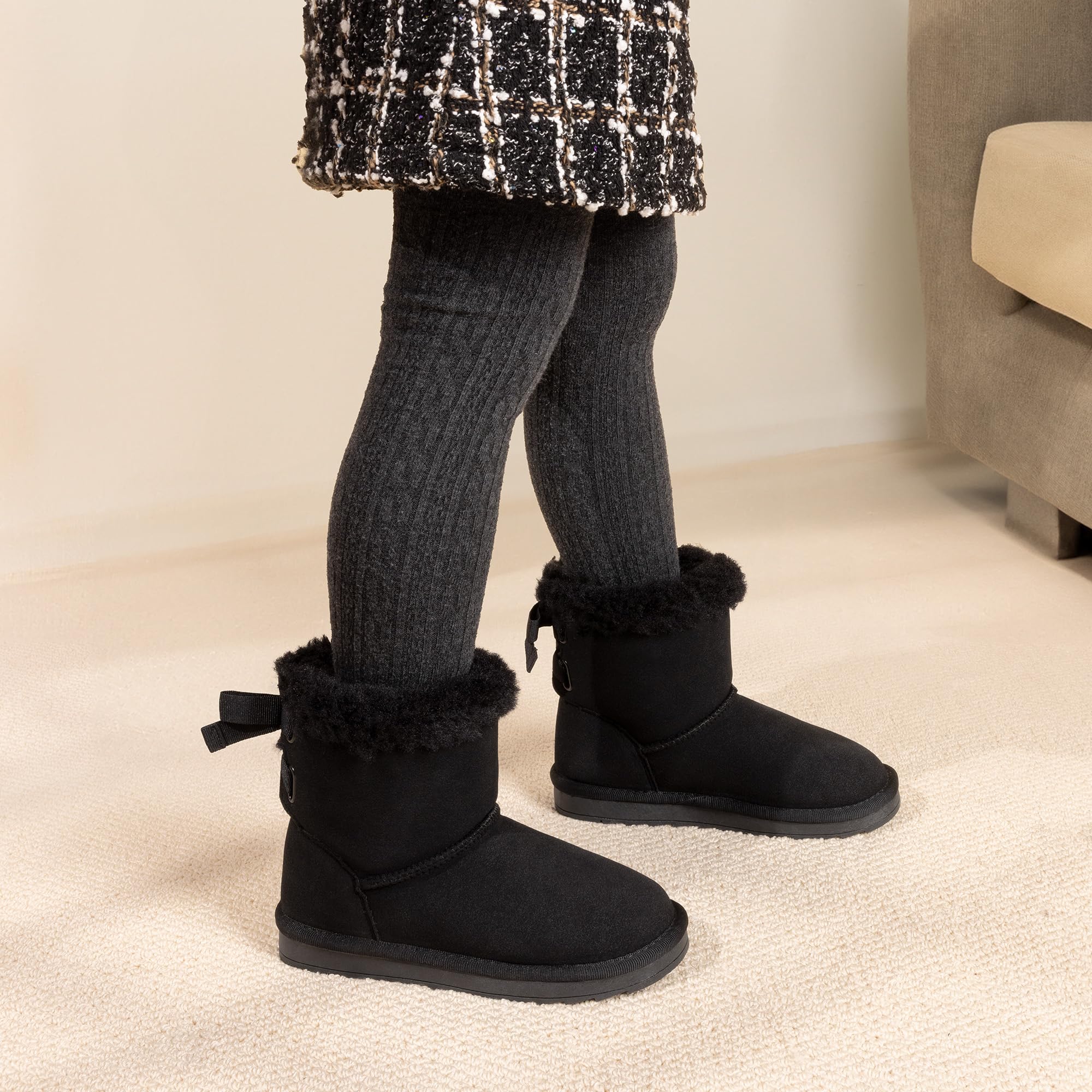 DREAM PAIRS Dziewczęce buty dziecięce zimowe sztuczne futro ciepłe śnieg kostki FuzzyChic dziecięce kokardki dla malucha/małego dziecka | Botki, wygodne, ciepłe, przytulne futro, urocza kokarda z tyłu, na co dzień, na zewnątrz, na zimną pogodę