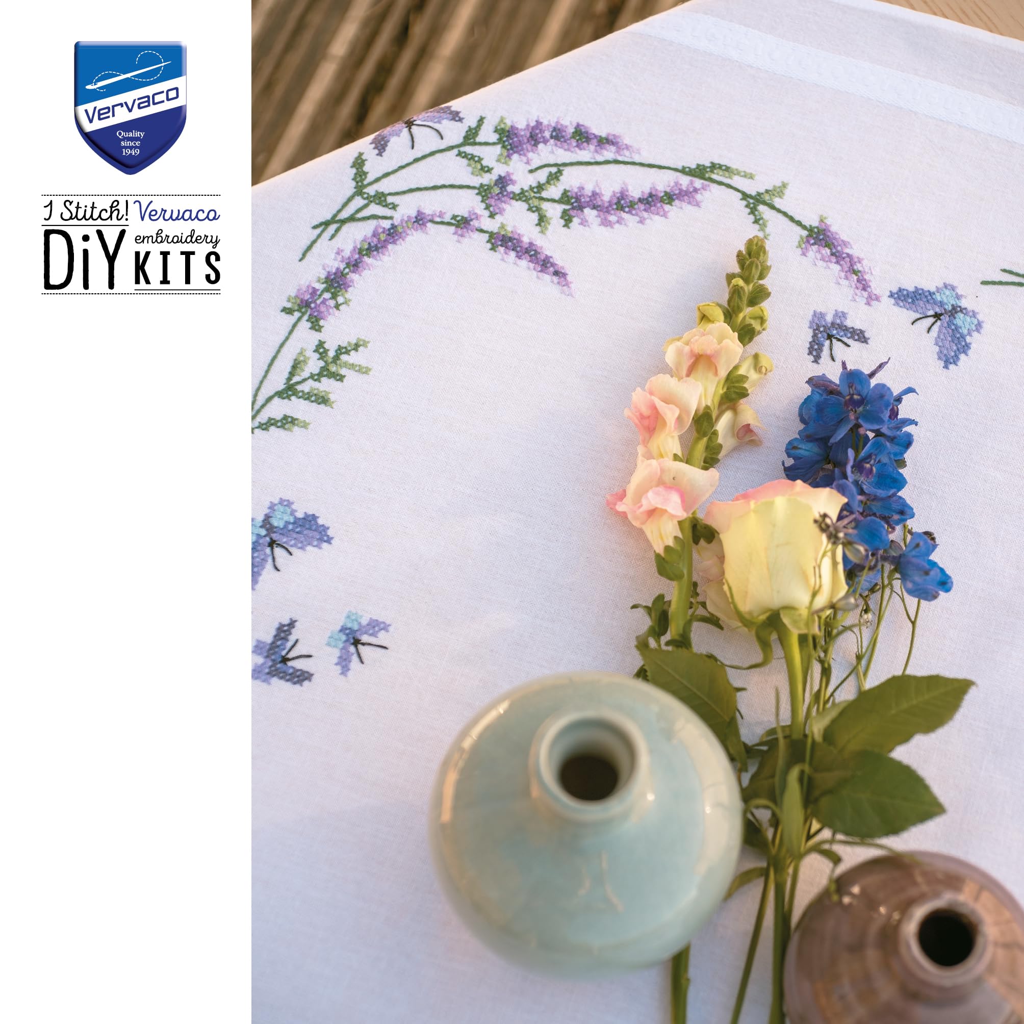 Vervaco Kreuzstich Stickpackungen Tischdecke LAVENDEL UND SCHMETTERLINGE Stickdecken Vorgezeichnet Basteln Erwachsene Kreativ Set Vorgedruckte Decke Sticken 80 x 80 cm Stickset DIY Sticken Set