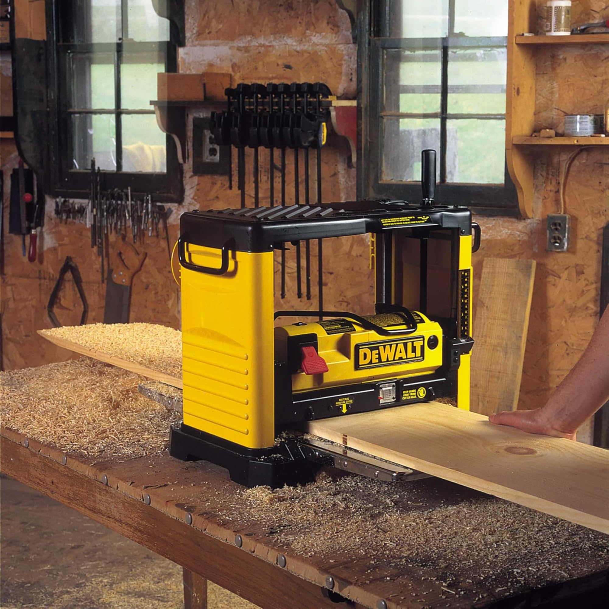 DeWalt DW733-QS - Regrueso Portátil 1.800W 317mm