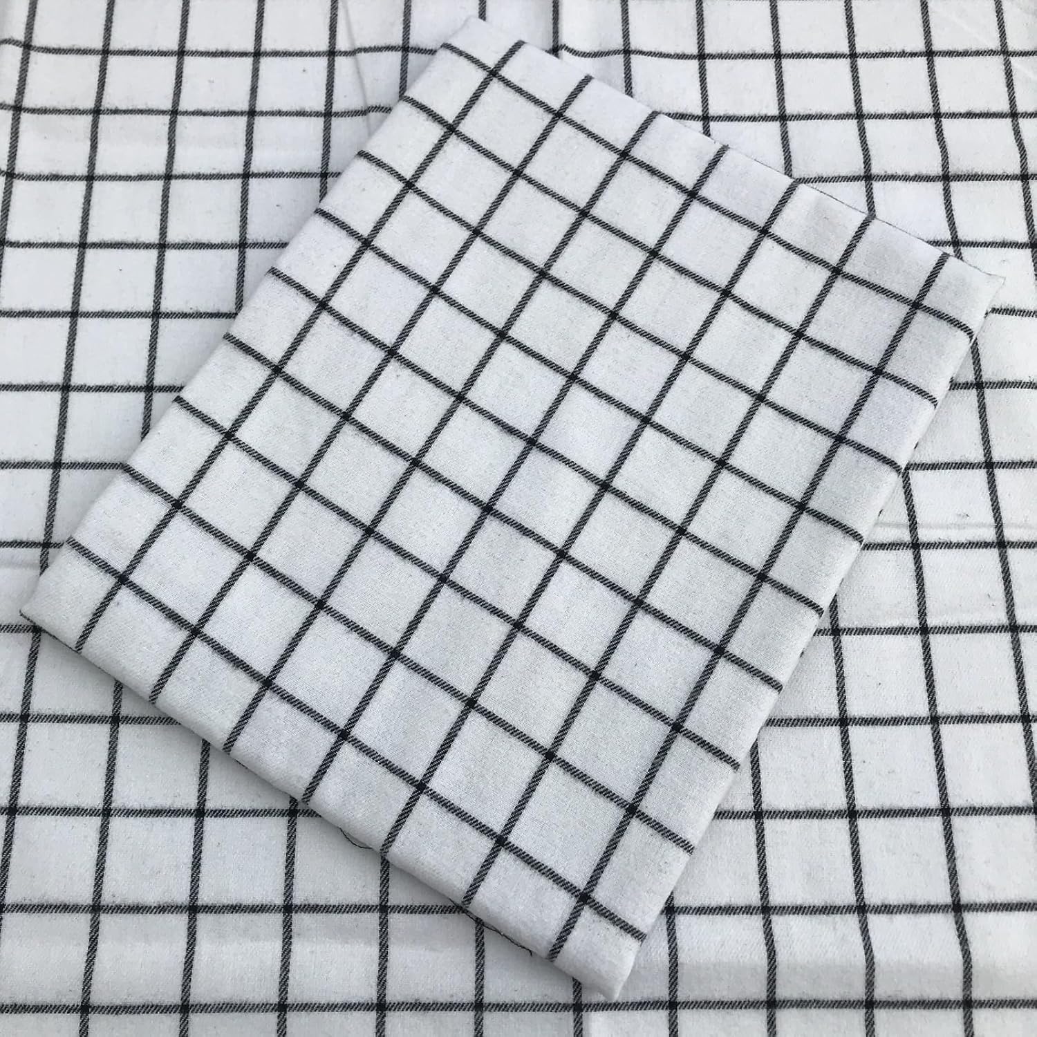 57x108 Inch Green and Black Plaid Fabric Soft Brushed Cotton Blend Tartan for Apparel Curtain Table Cloth Picnic Sheet Christmas Holiday Décor