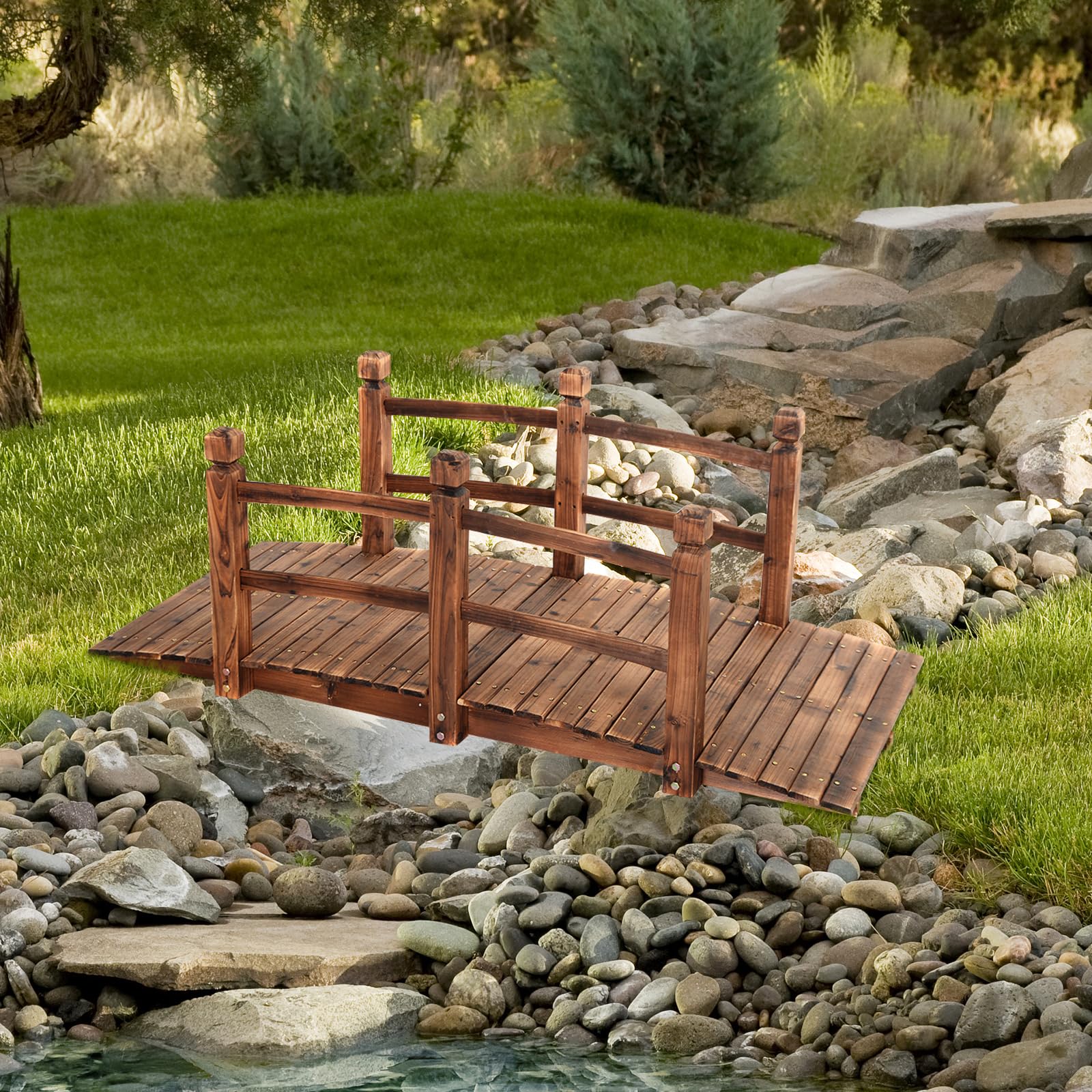 SOARS Holzbrücke mit Geländer, Gartenbrücke aus Fichtenholz, stabile Teichbrücke bis 100 kg belastbar, 150 x 67 x 55 cm, Zierbrücke begehbar, Dekobrücke für Garten, Teich & Bach