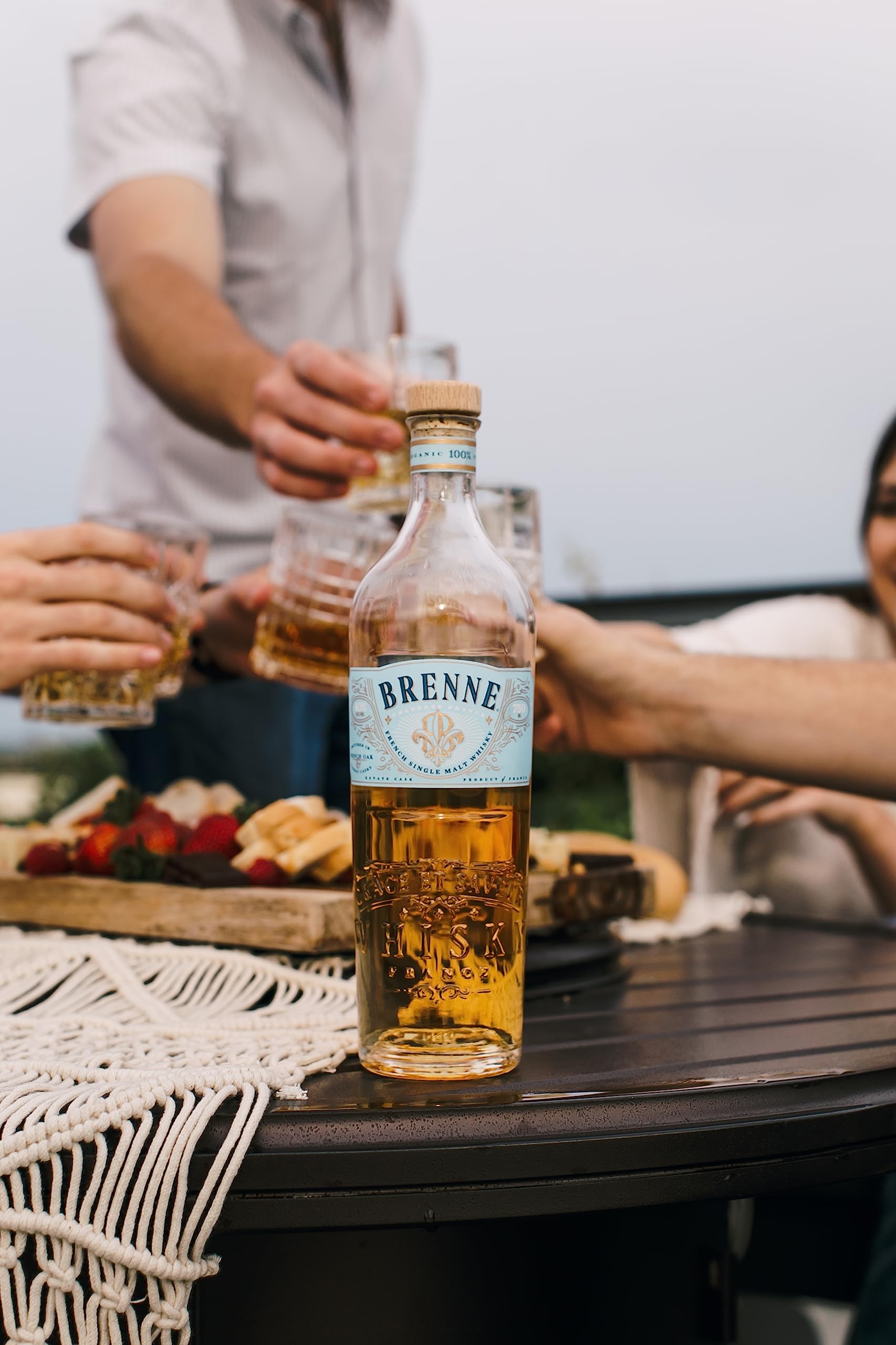 BRENNE - French Single Malt - Single Malt Whisky - 40% Alcool - Origine : France/Poitou-Charentes - Notes d'épices et de bois - A déguster pur - 70 cl
