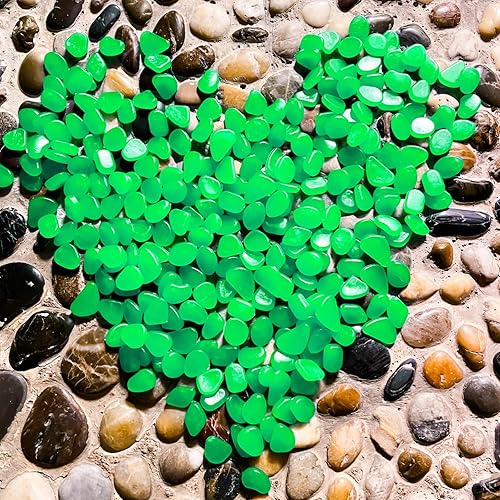 Miniatura 7 de NAMTSO Rocas que brillan en la oscuridad al aire libre, 500 piezas de rocas solares verdes para paisajismo, decoración al aire libre que brillan en