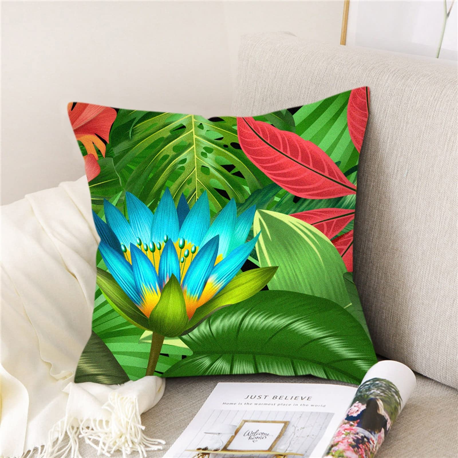 AmDxD Zestaw 4 dekoracyjnych poszewek na poduszkę, 50 x 50 cm, poszewki na poduszkę, miękkie poszewki na poduszki dekoracyjne z zielonymi liśćmi i kwiatami, z poliestru, na sofę (zestaw 4 sztuk, zielony, czerwony, niebieski)