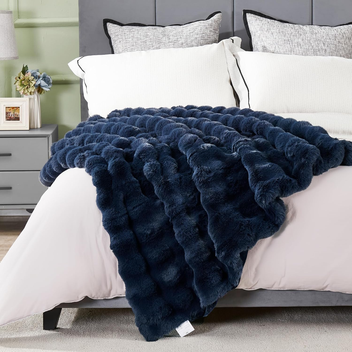 JONIYEAR Soft Fuzzy Bubble Faux Rabbit Fur Throw Blanket for Couch 50" x 60", Reversible Textured Fluffy Warm Thick Blanket for Winter,Luxury Cozy Puffy Shaggy Comfy Furry Blankets for Sofa, Navy Blue - Image 6