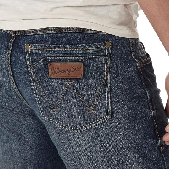 Wrangler Men's Retro Mid Rise Boot Cut Jean